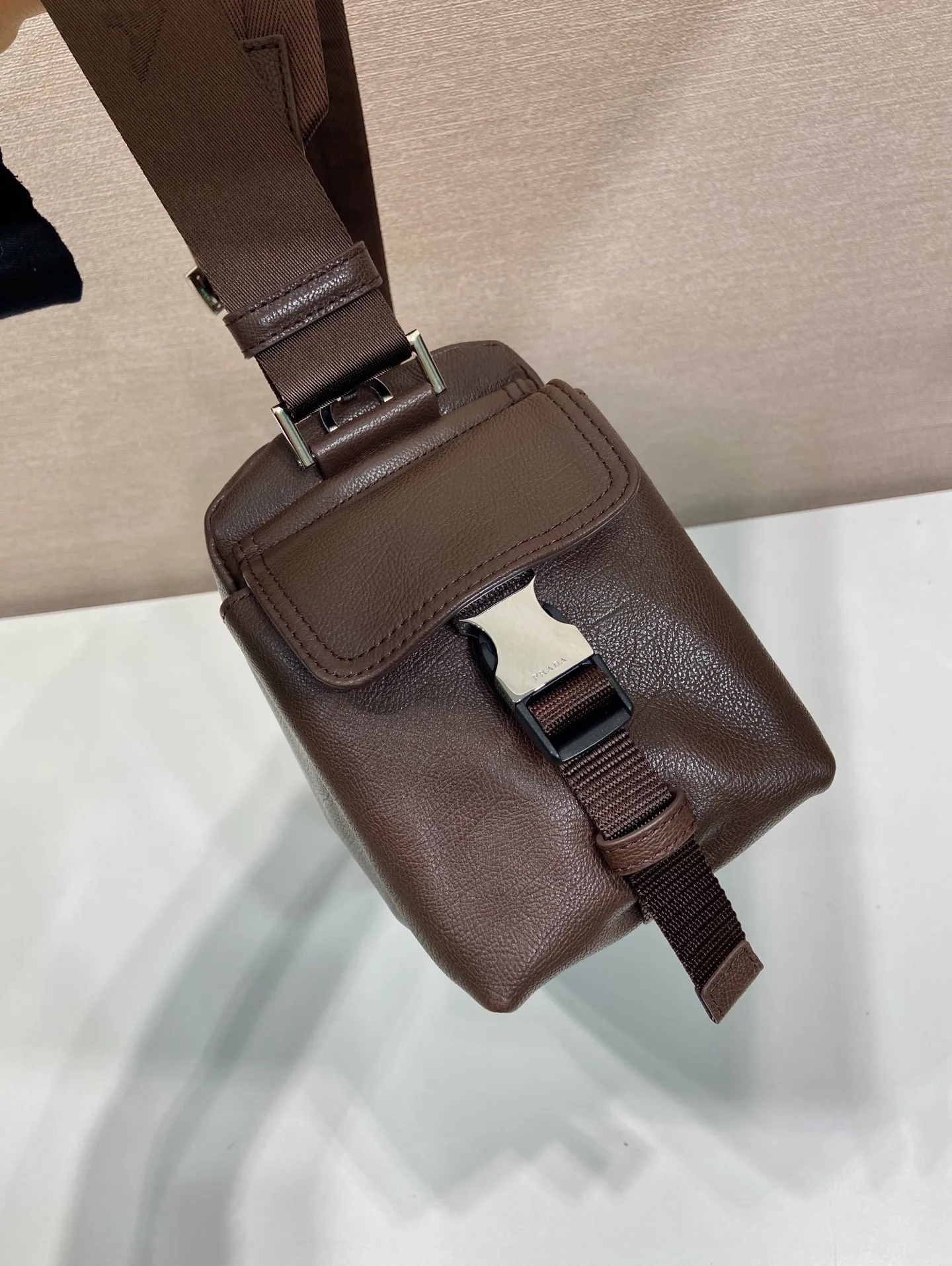 Сумки На Ремне Женские Prada 11897345