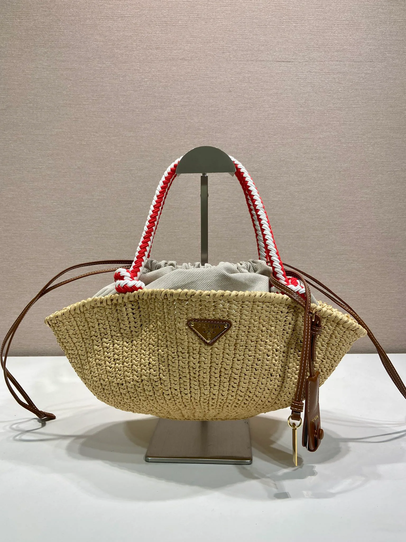 Классические Сумки Женские Prada 11565755