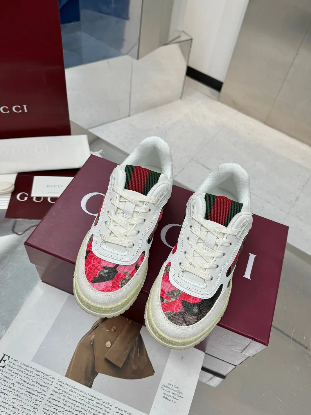 Кроссовки Женские Gucci 2492442