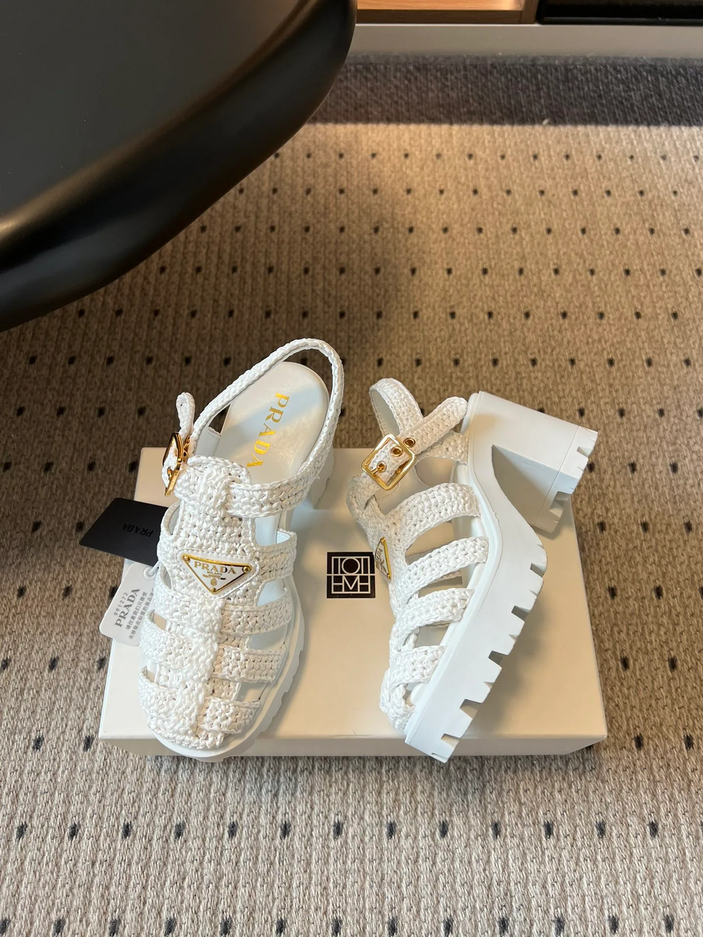 Босоножки Женские Prada 13581500