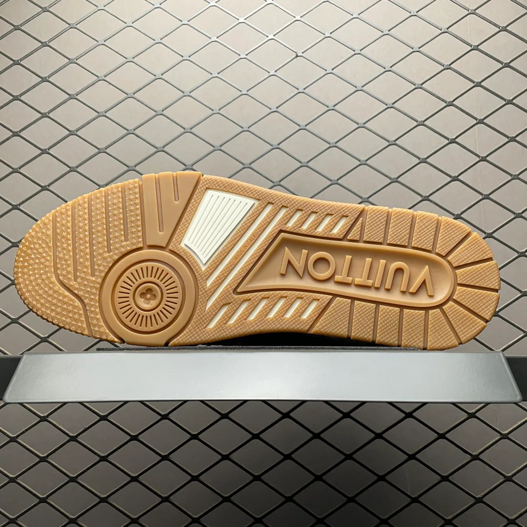 Кроссовки Женские Louis Vuitton 13067894