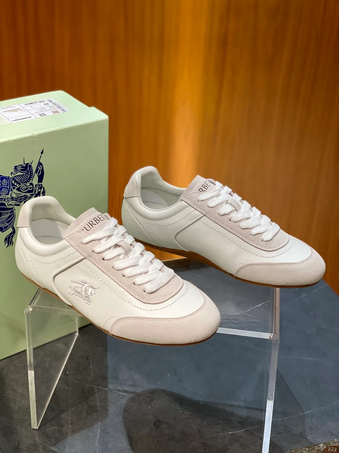Кроссовки Мужские Burberry 18119381