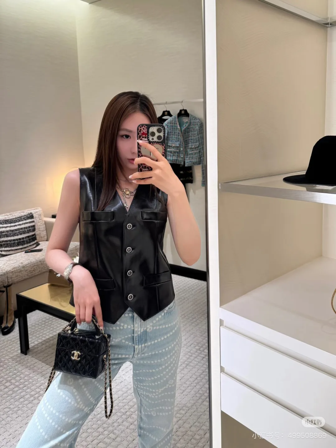Жилеты Женские Chanel 17907455