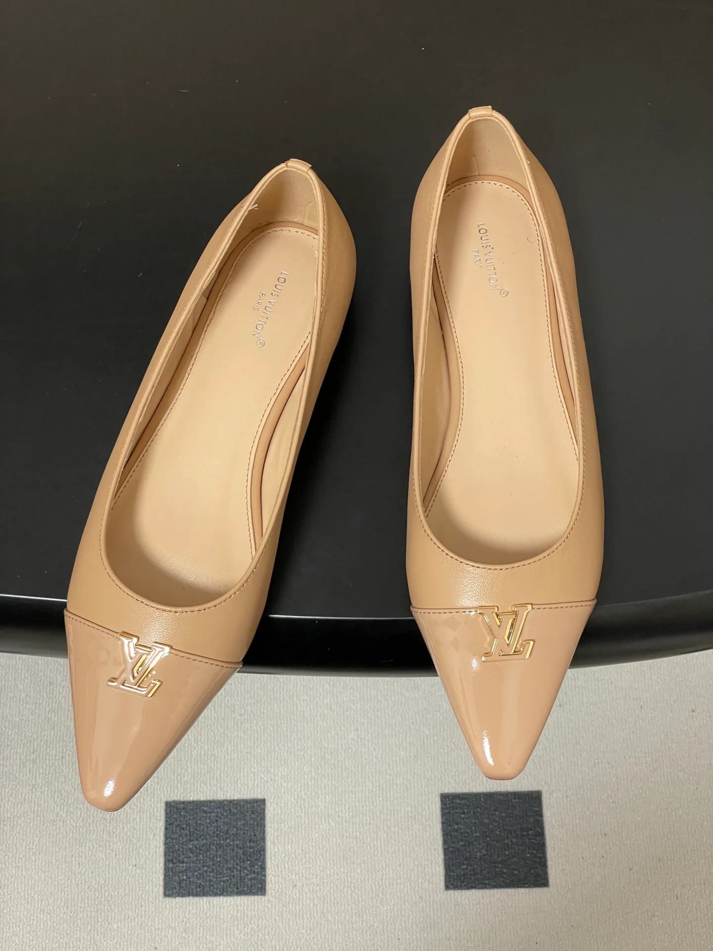 Туфли Женские Louis Vuitton 11628694