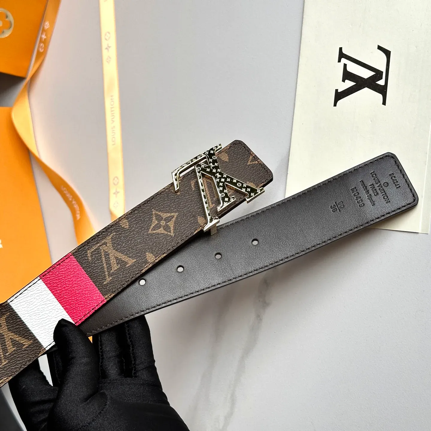 Ремни Louis Vuitton 1045493