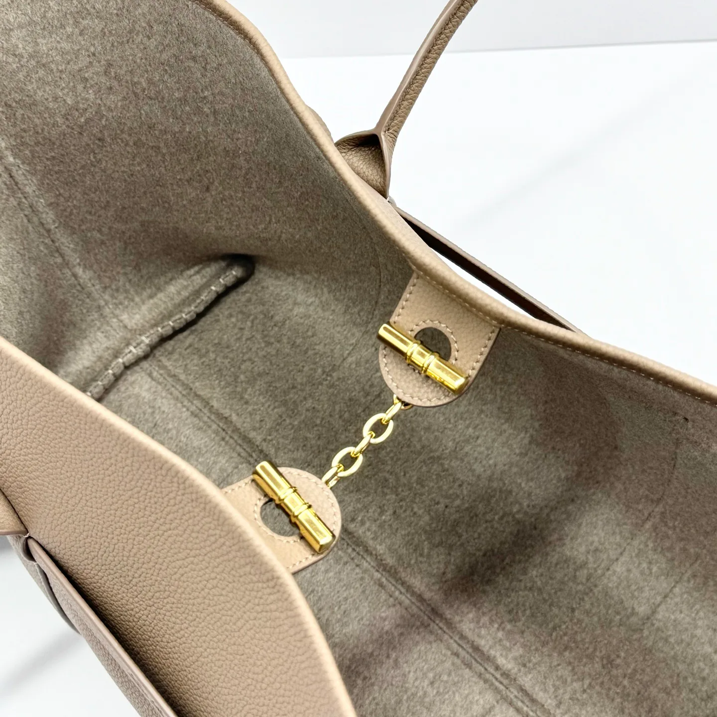 Классические Сумки Женские Loro Piana 11472642