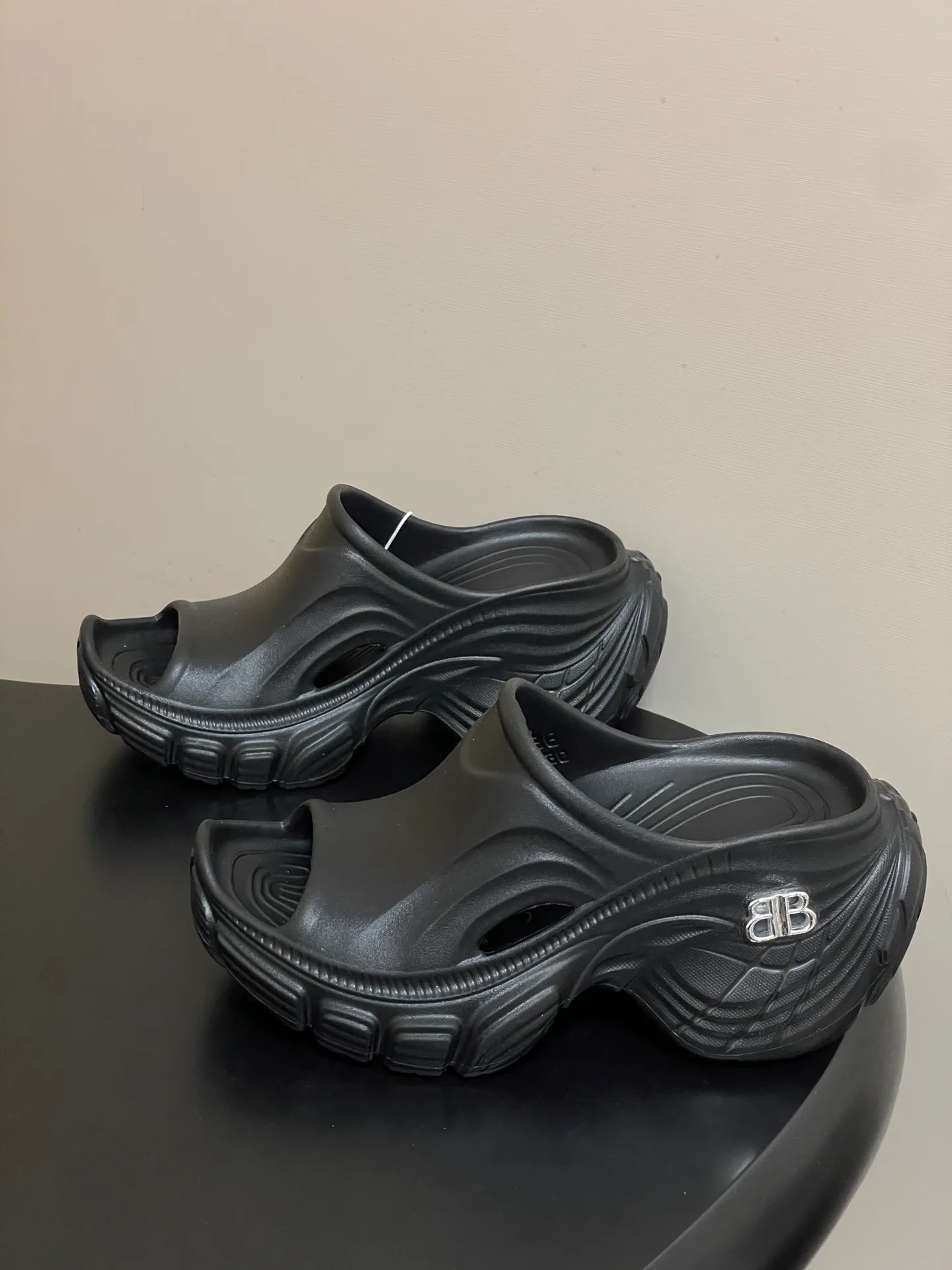 Шлепанцы Женские Balenciaga 12958228