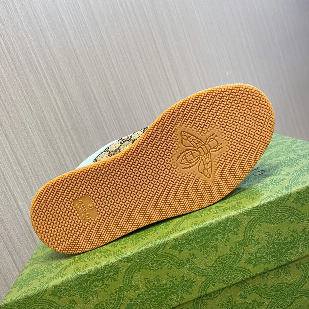 Кроссовки Женские Gucci 17897023