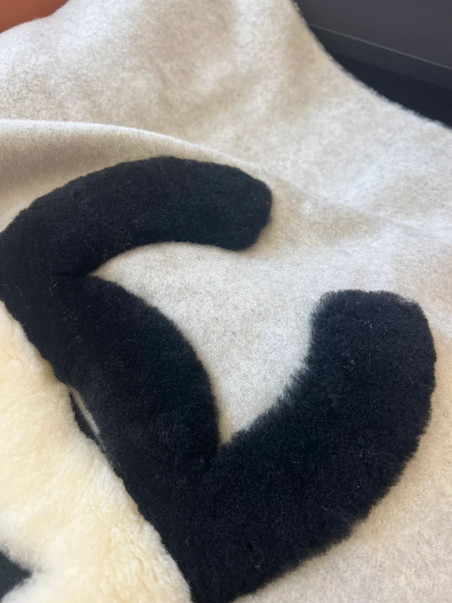 Шарфы Chanel 1431426