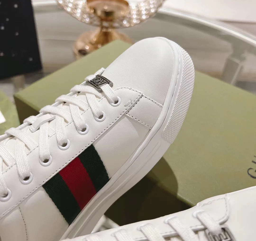 Кроссовки Женские Gucci 19081348