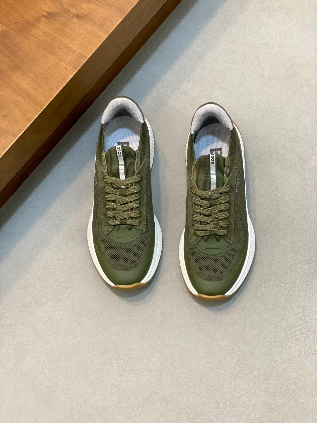 Кроссовки Мужские Hugo Boss 105548