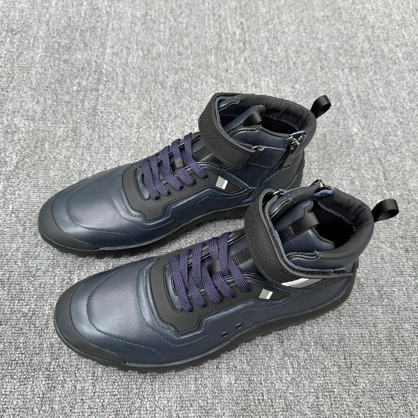 Кроссовки Мужские Prada 358215