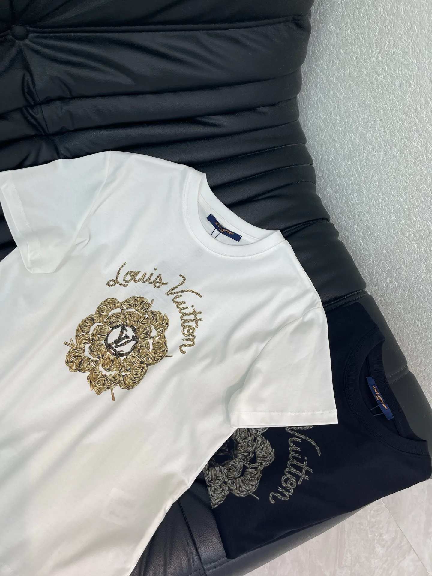 Футболки Женские Louis Vuitton 17676752
