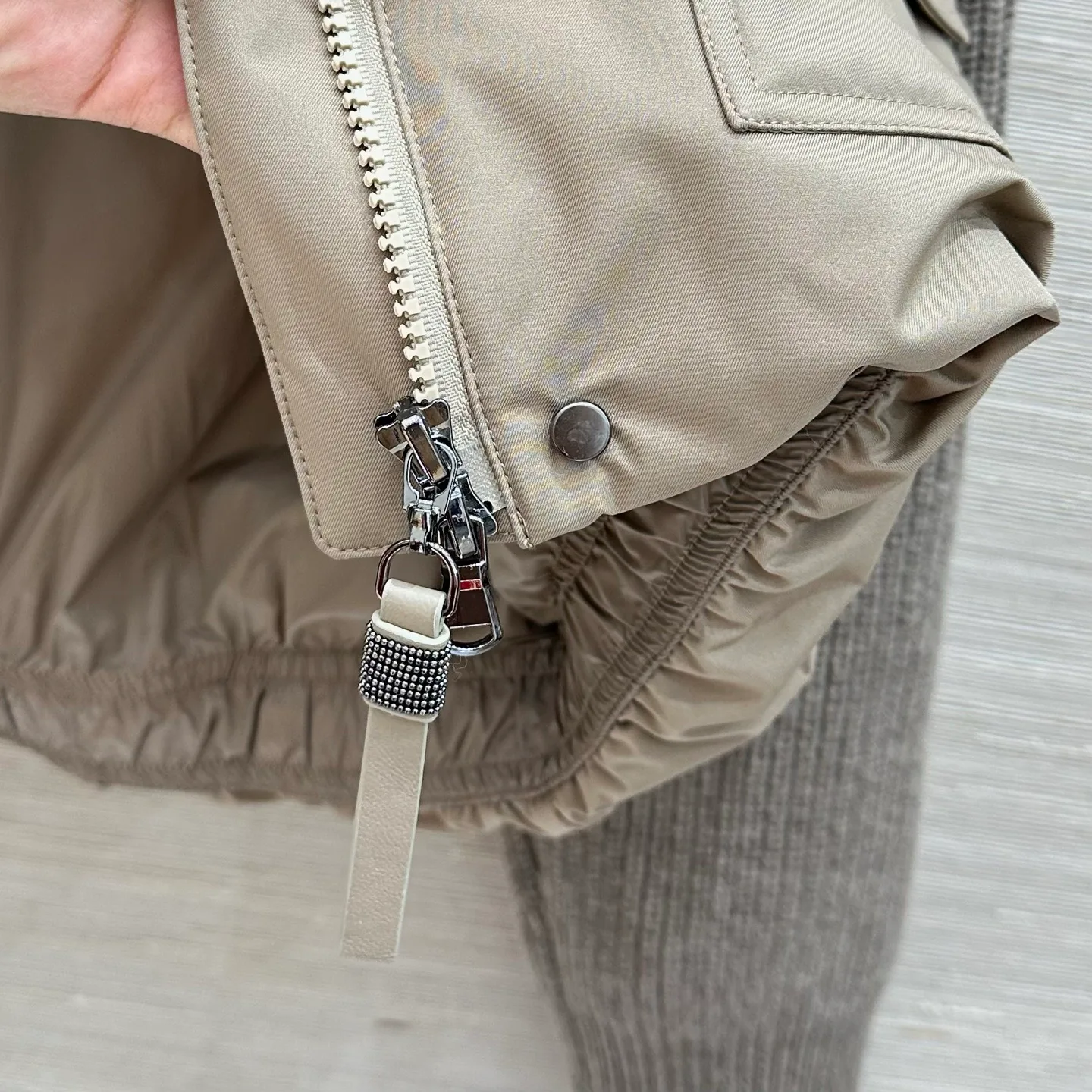 Куртки И Пуховики Женские Brunello Cucinelli 18910901