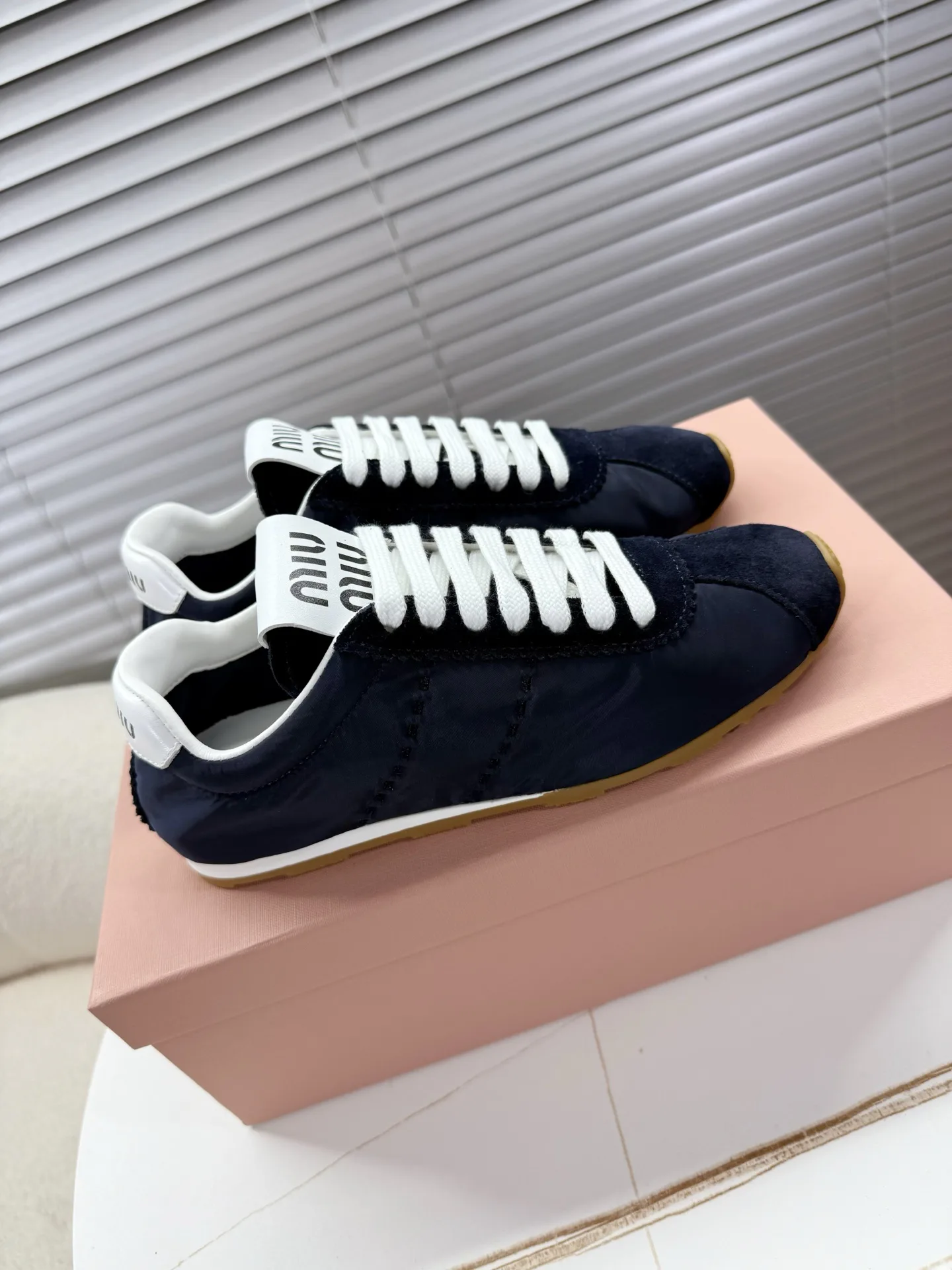 Кроссовки Женские Miu Miu 3742531