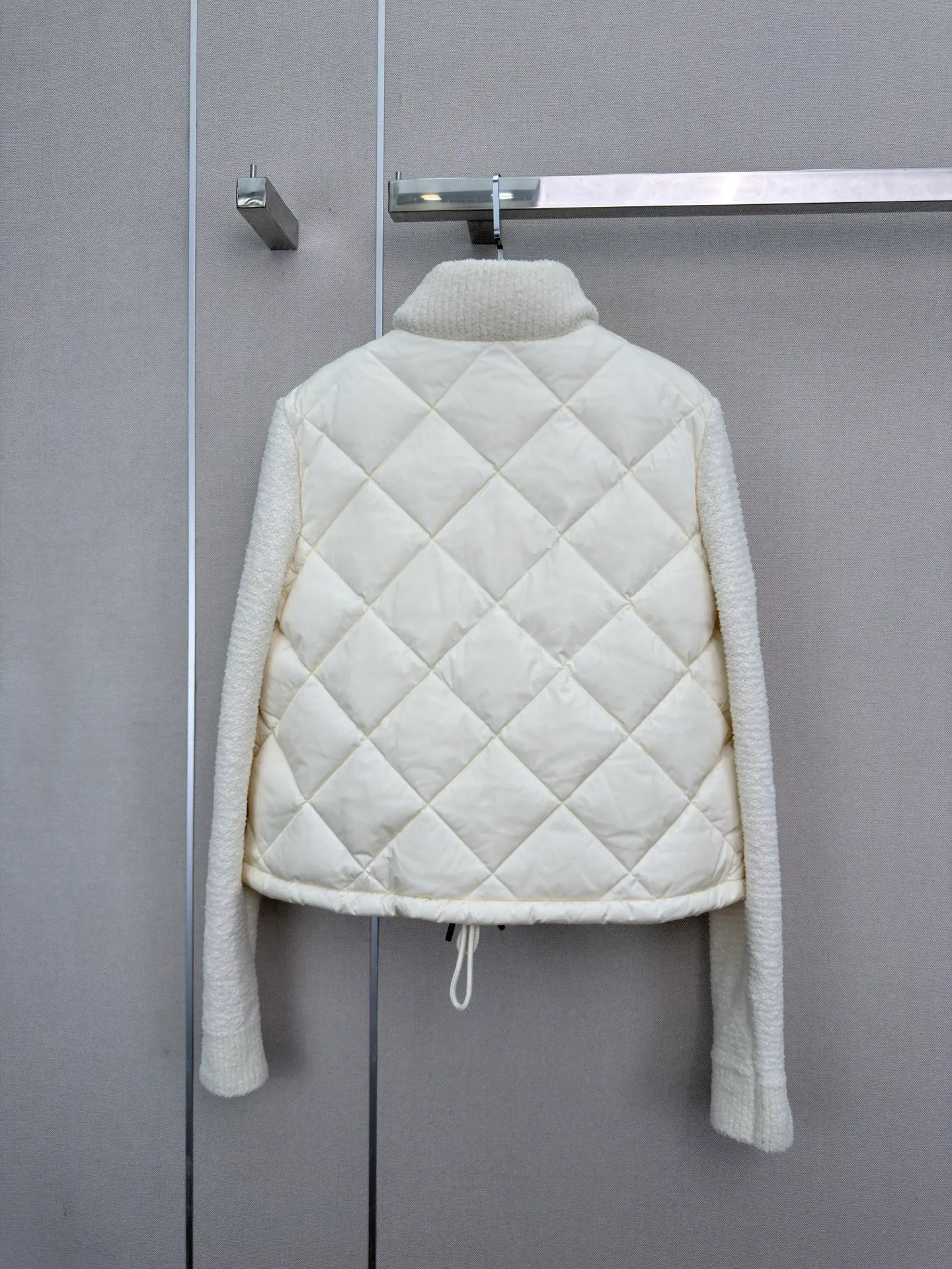 Куртки И Пуховики Женские Moncler 18023496