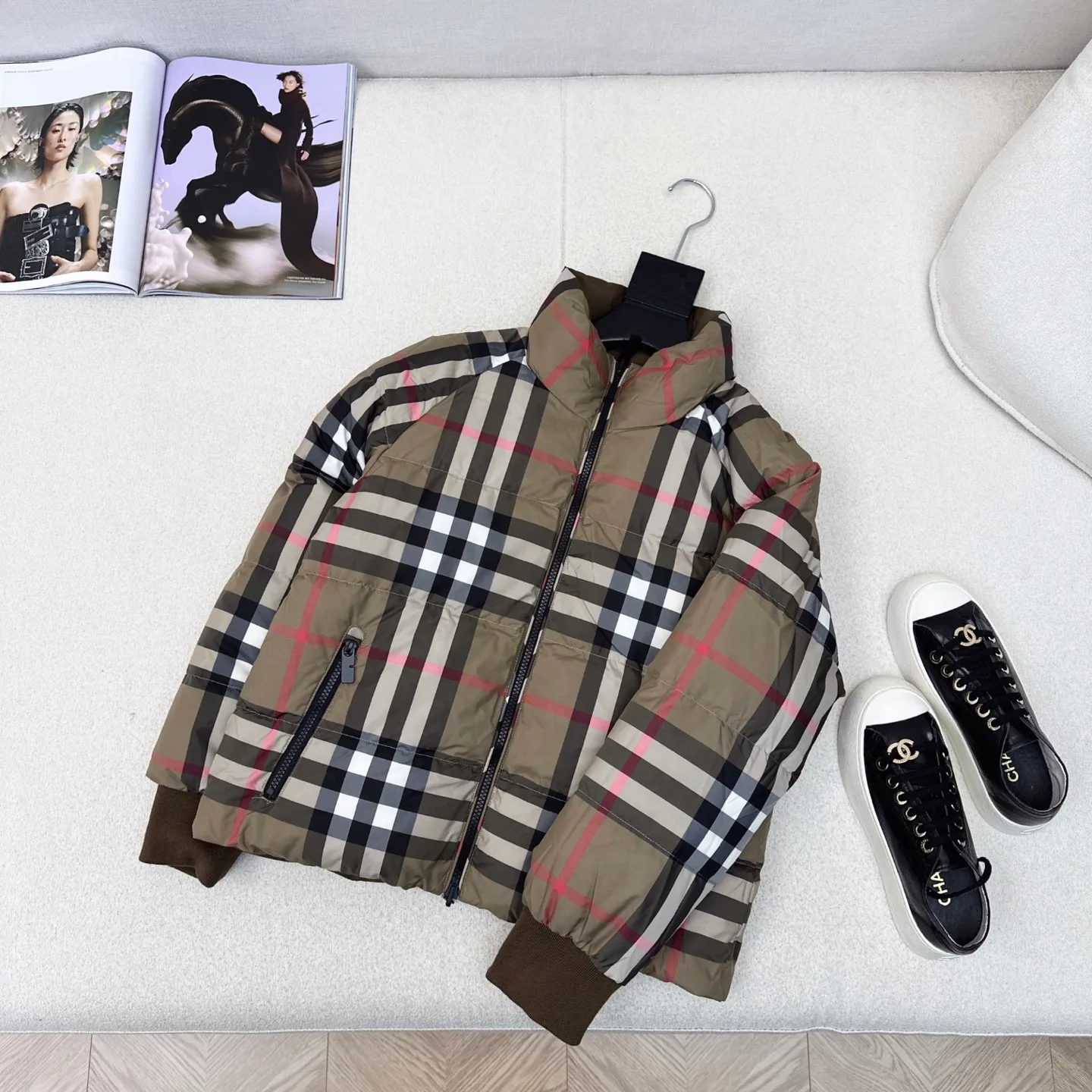 Куртки И Пуховики Женские Burberry 18043113