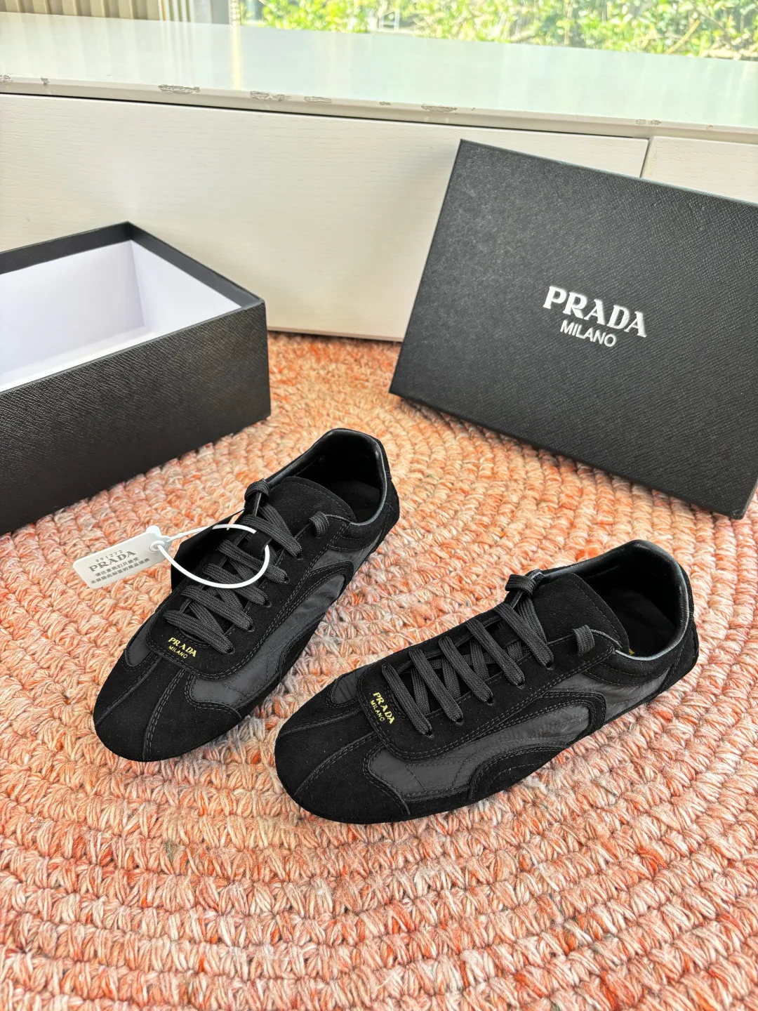 Кроссовки Женские Prada 10446965
