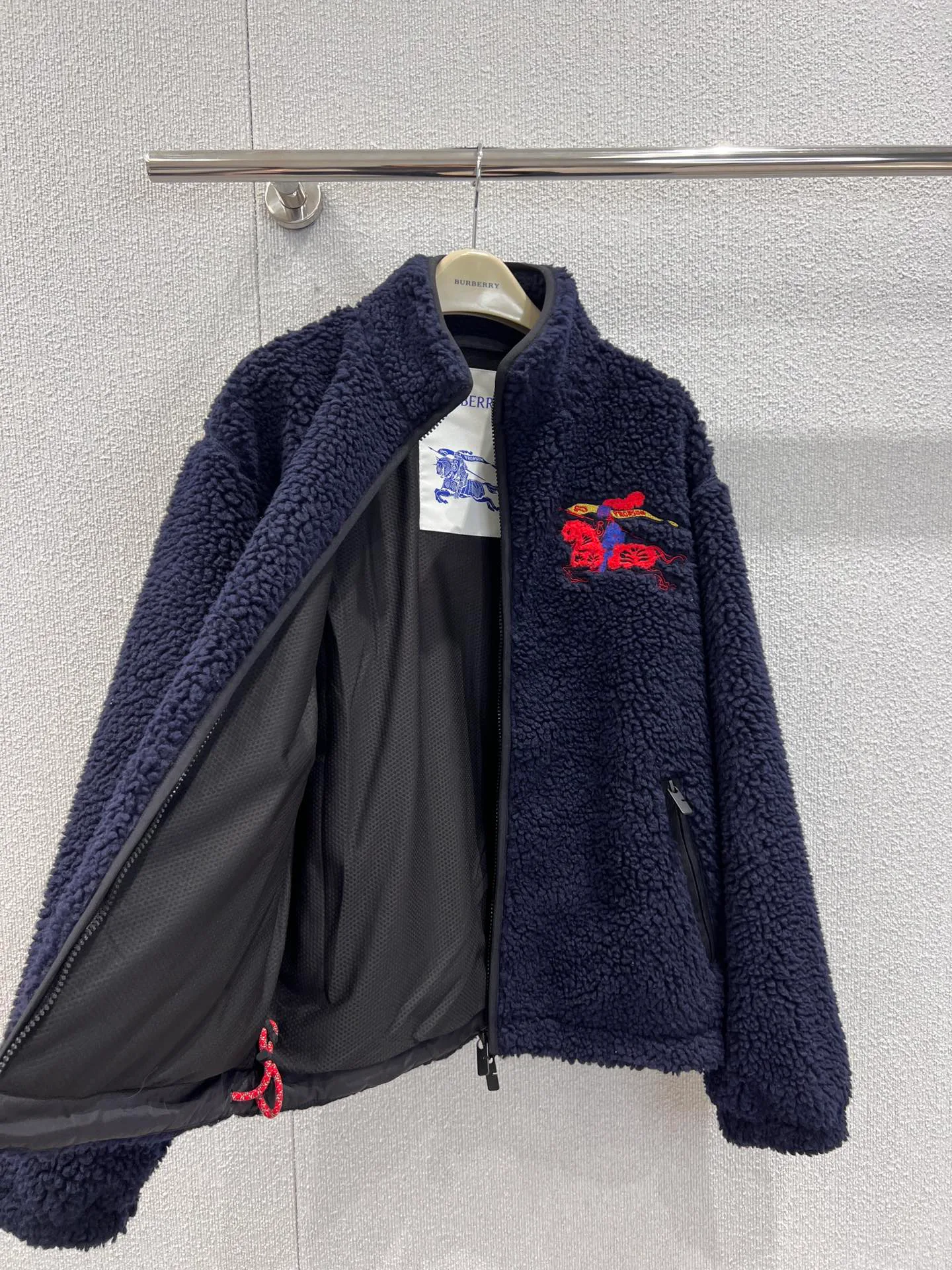 Куртки И Пуховики Женские Burberry 1068395