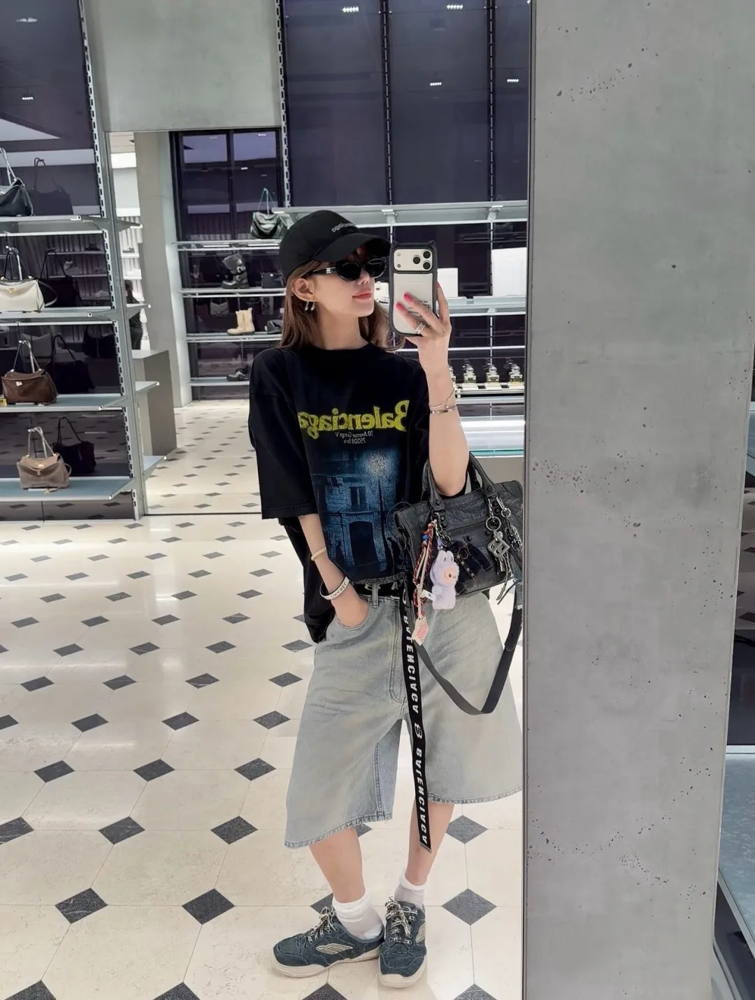 Джинсы Мужские Balenciaga 17468325