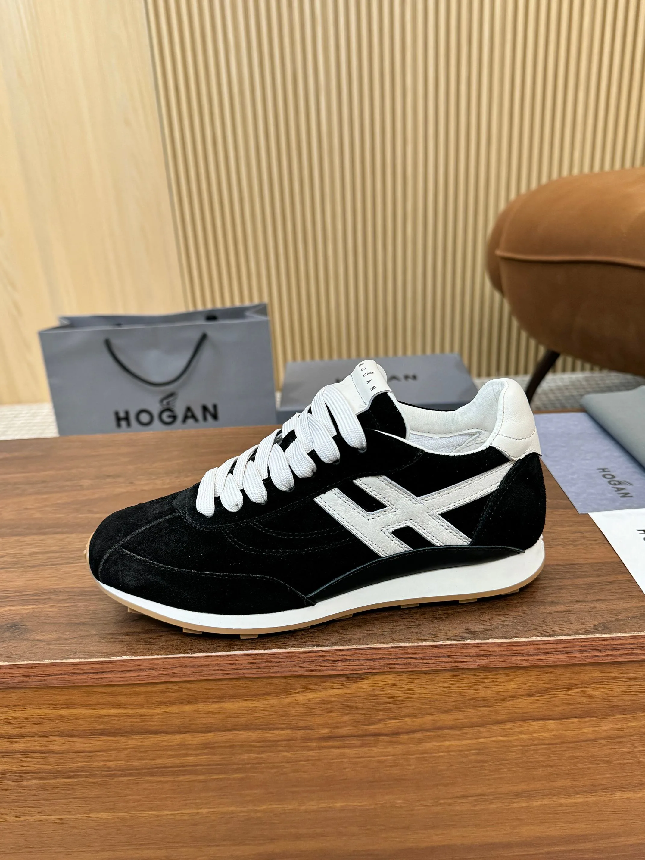 Кроссовки Женские Hogan 11745751