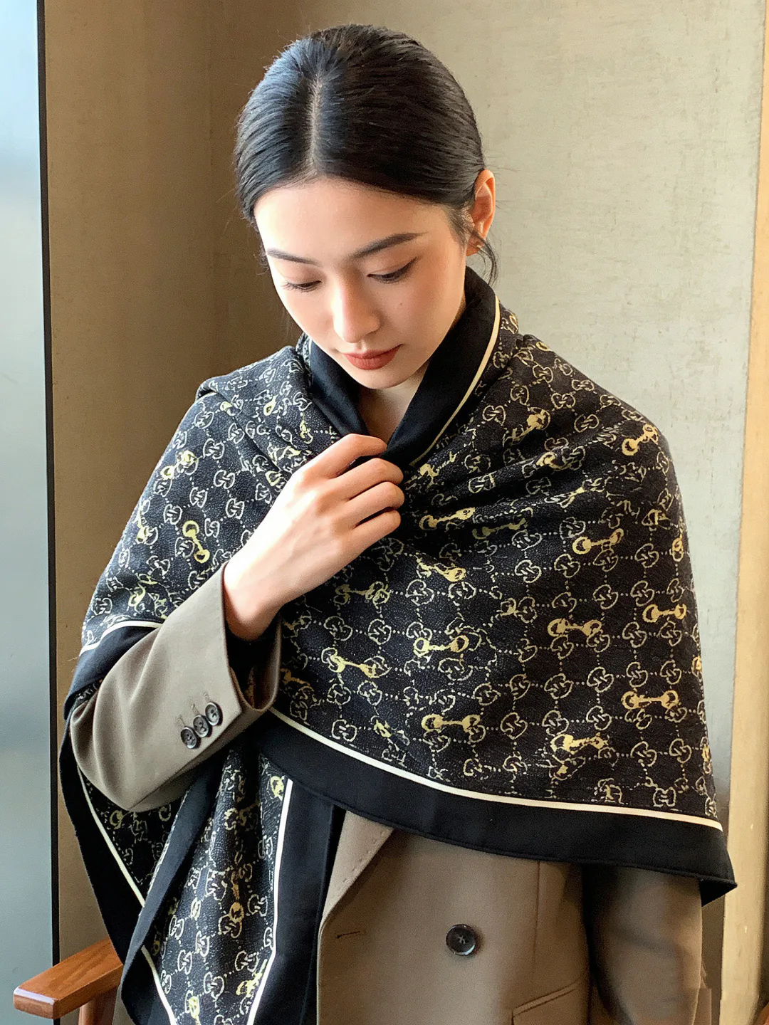 Платки Gucci 1338070