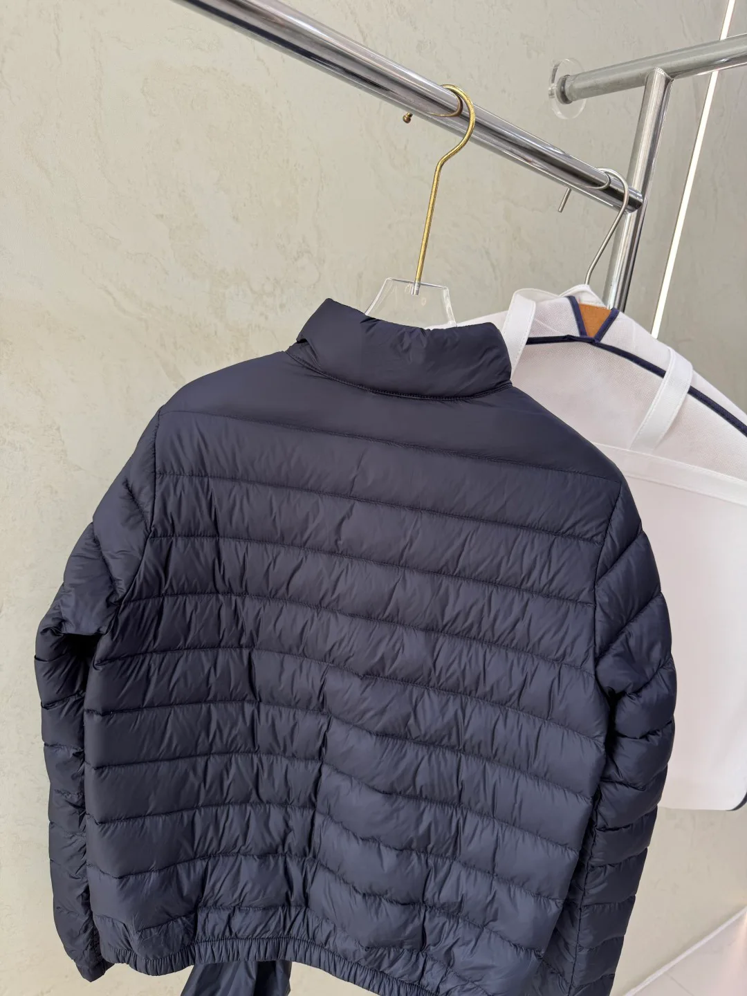 Куртки И Пуховики Женские Moncler 18043489
