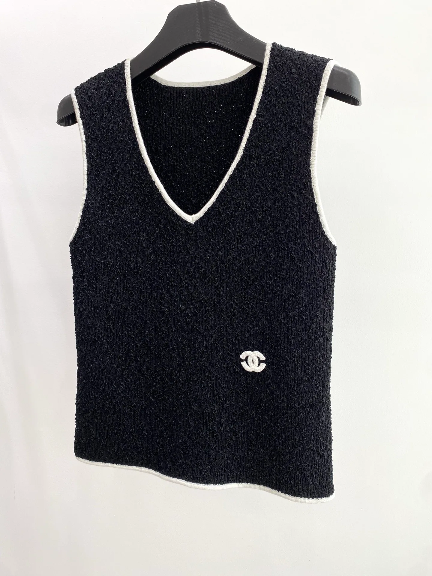Жилеты Женские Chanel 16962341