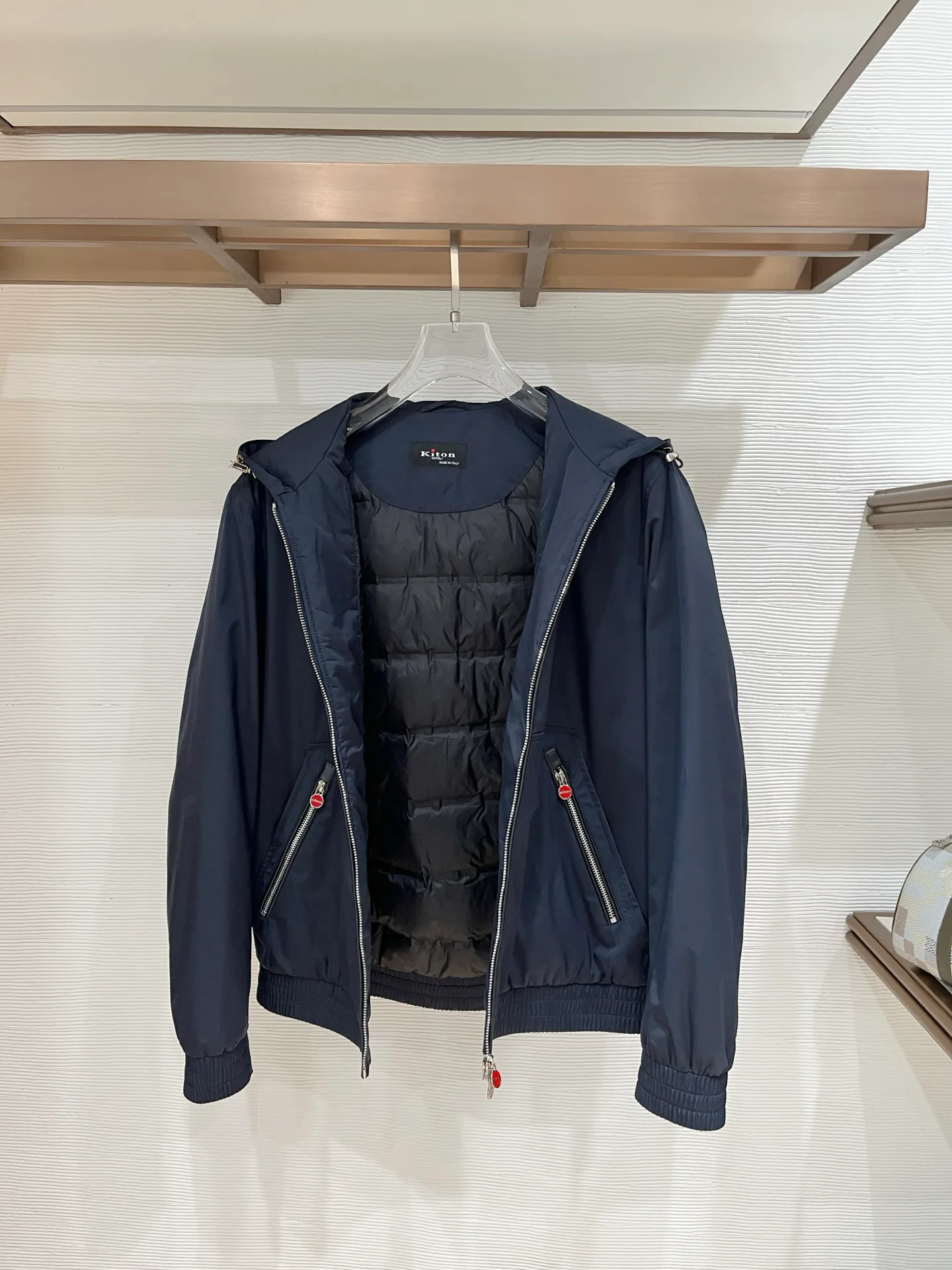 Куртки И Пуховики Мужские Kiton 243834