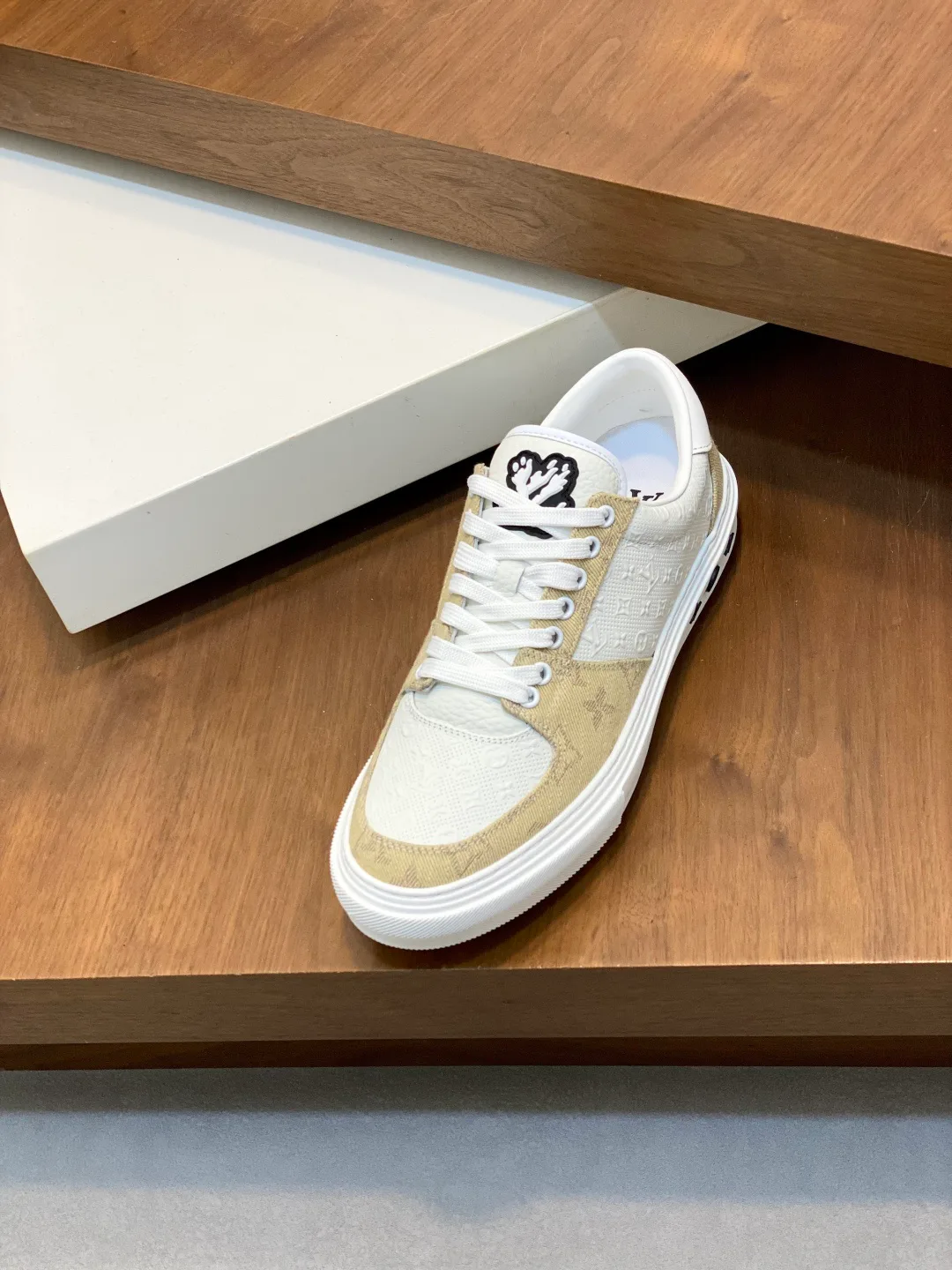 Кроссовки Мужские Louis Vuitton 17934209