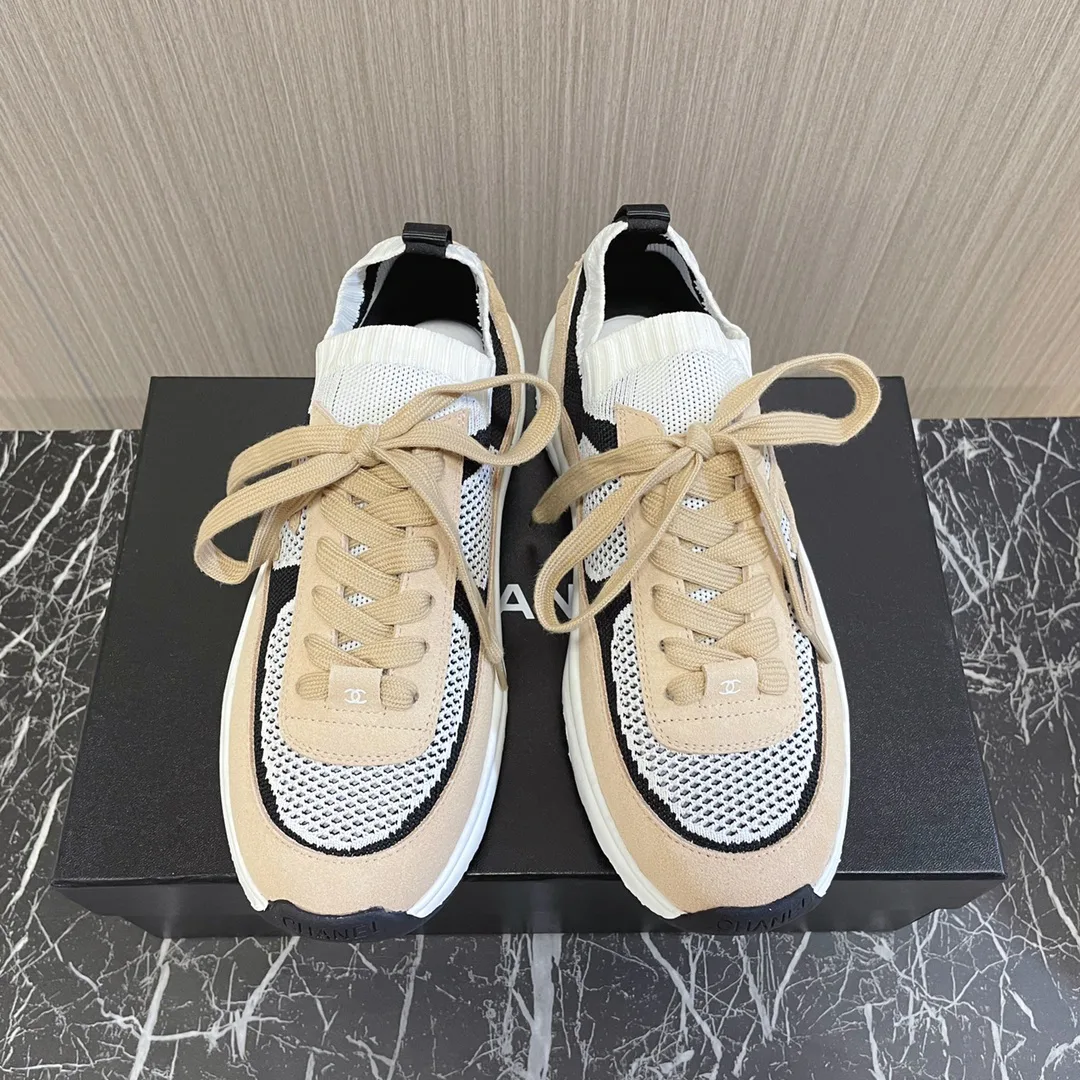 Кроссовки Женские Chanel 15371