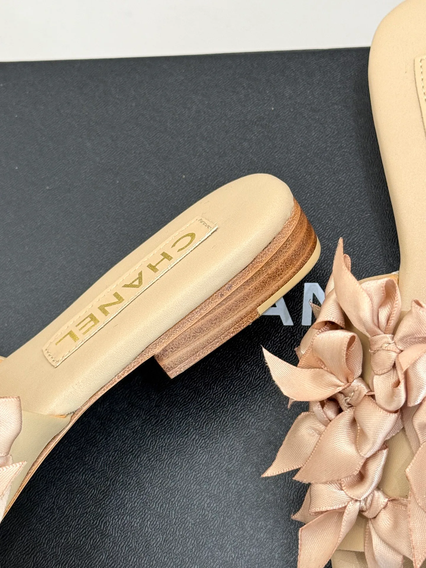 Шлепанцы Женские Chanel 7474