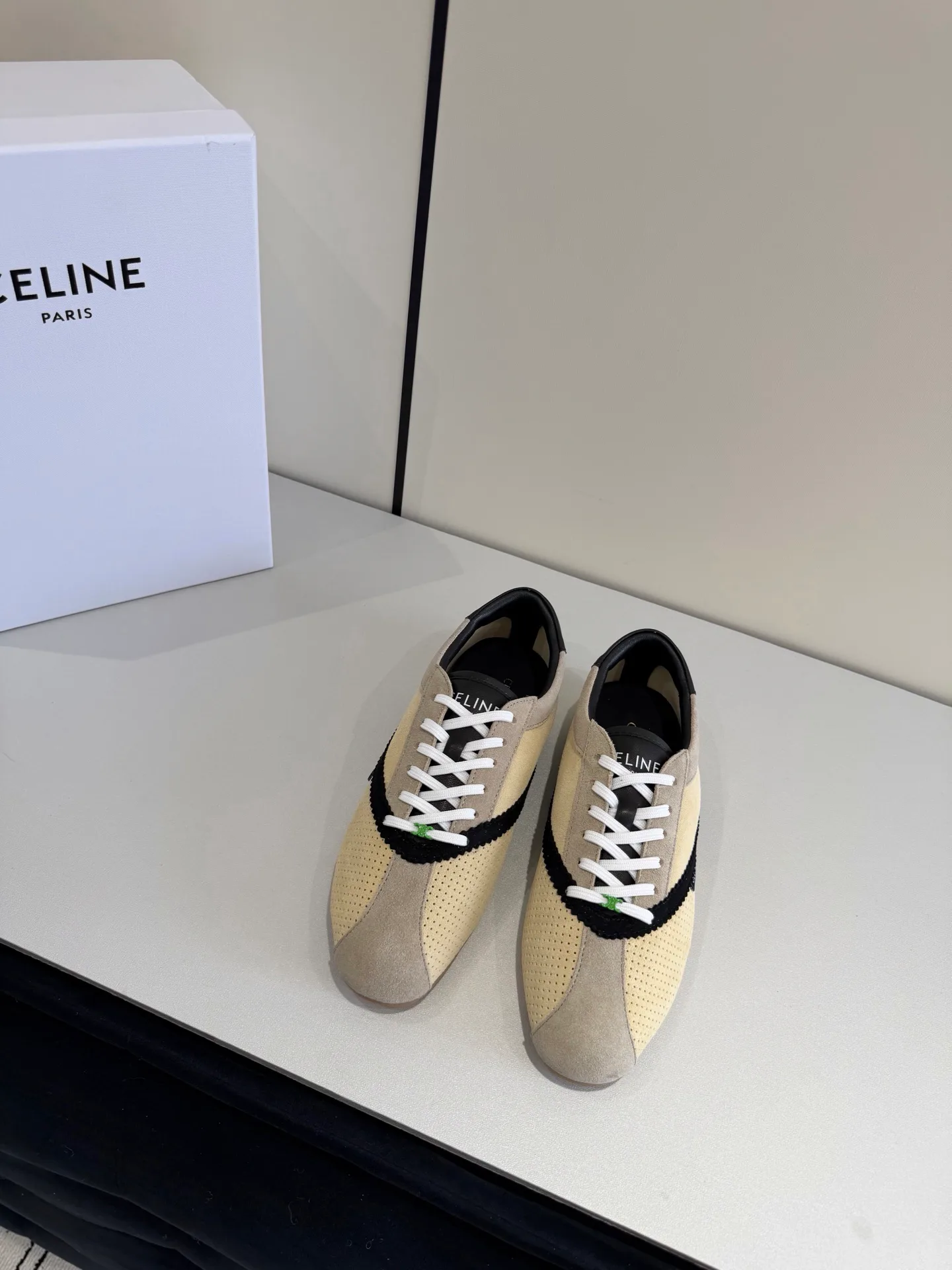 Кроссовки Женские Celine 17977146