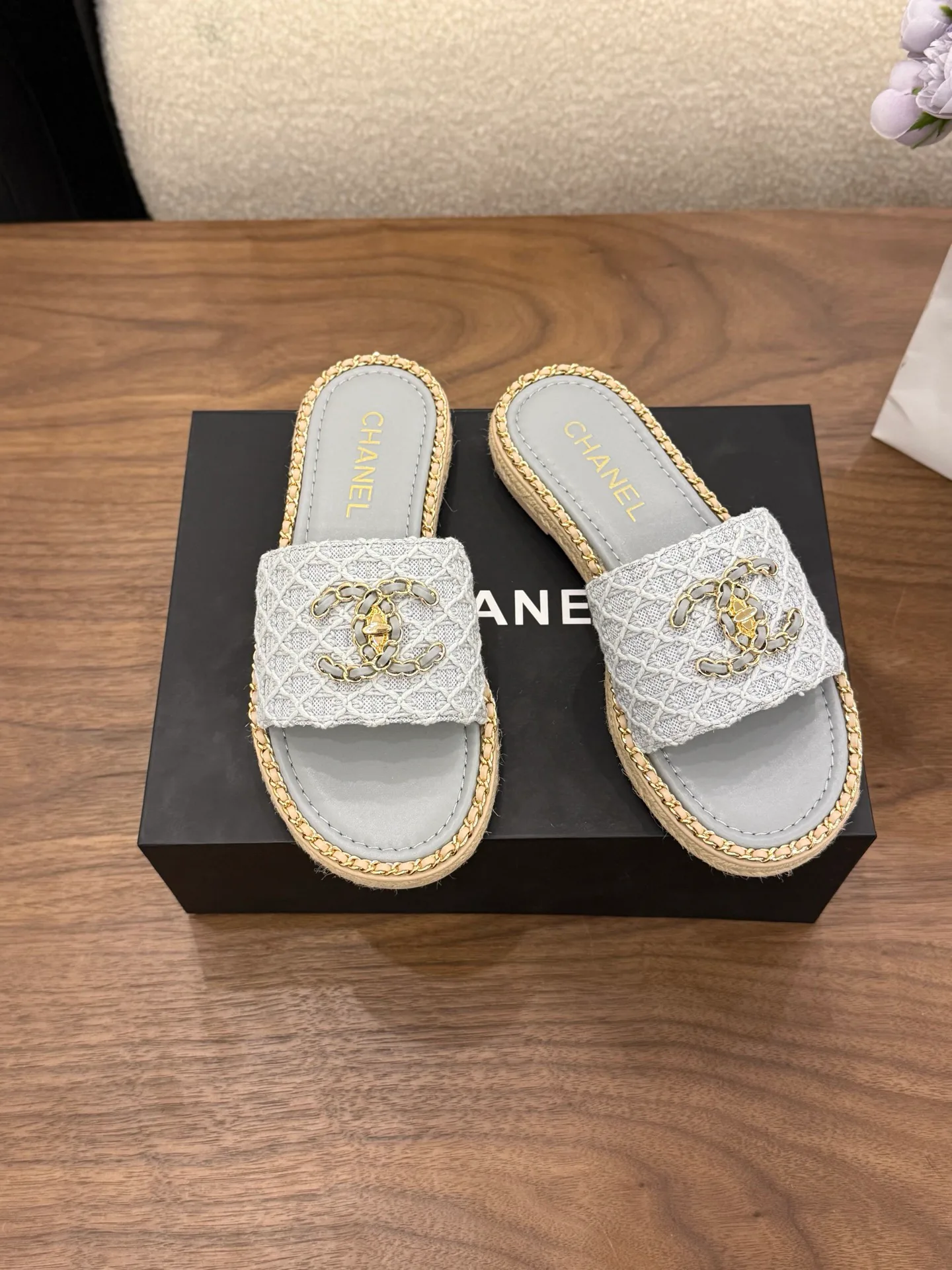 Сандалии Женские Chanel 11559236