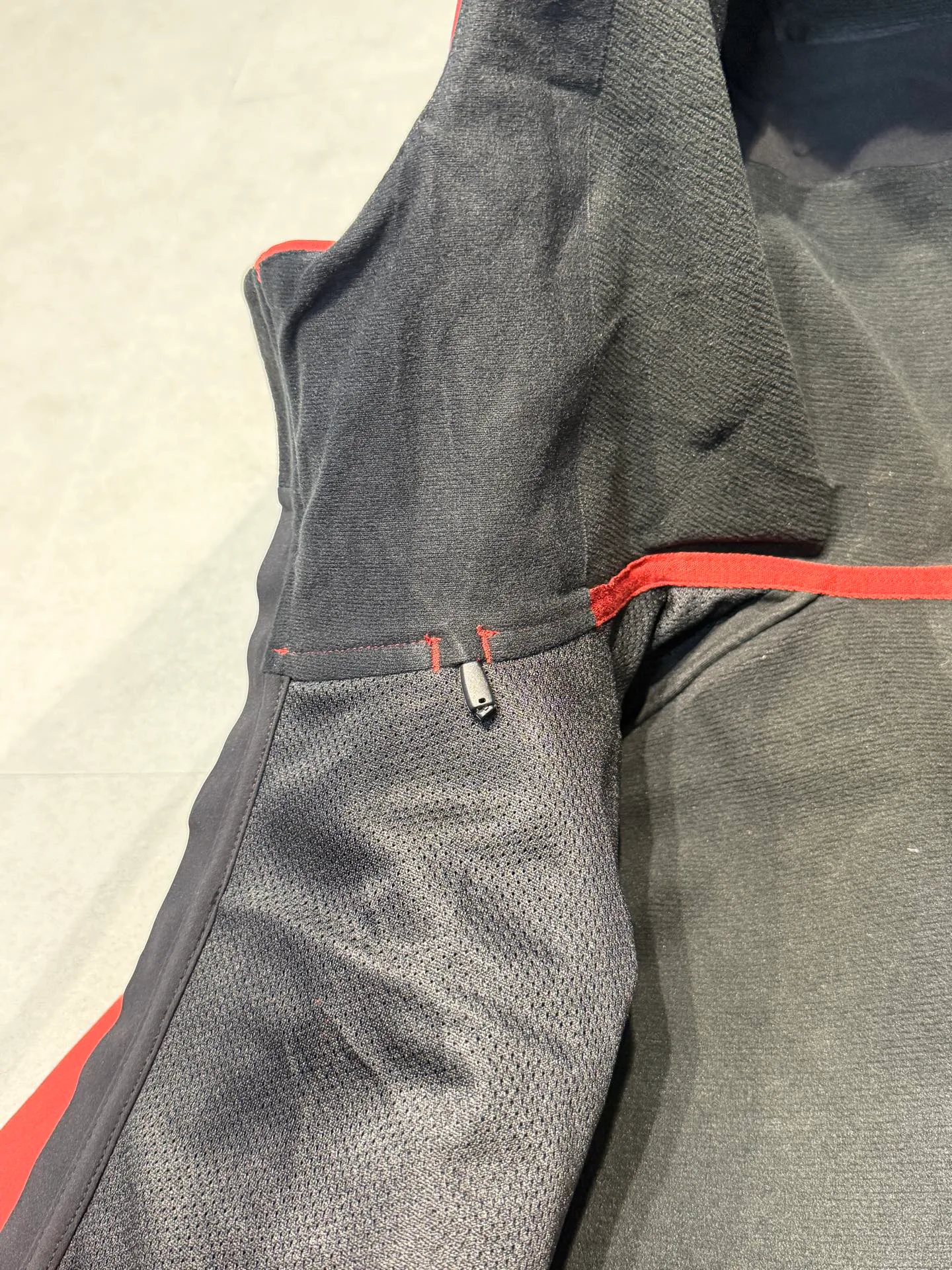 Куртки И Пуховики Женские Arcteryx 18870853