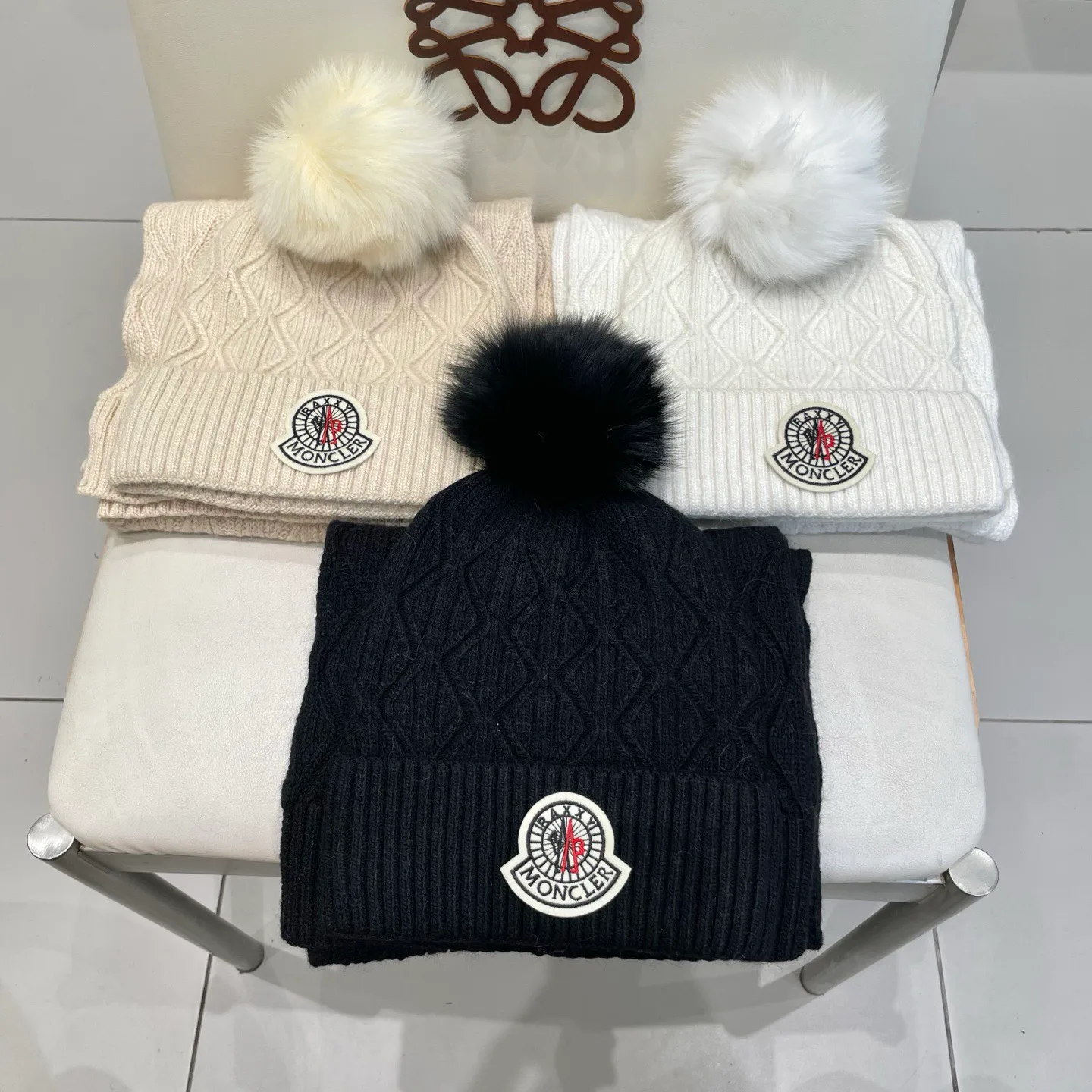 Головные Уборы Moncler 318471