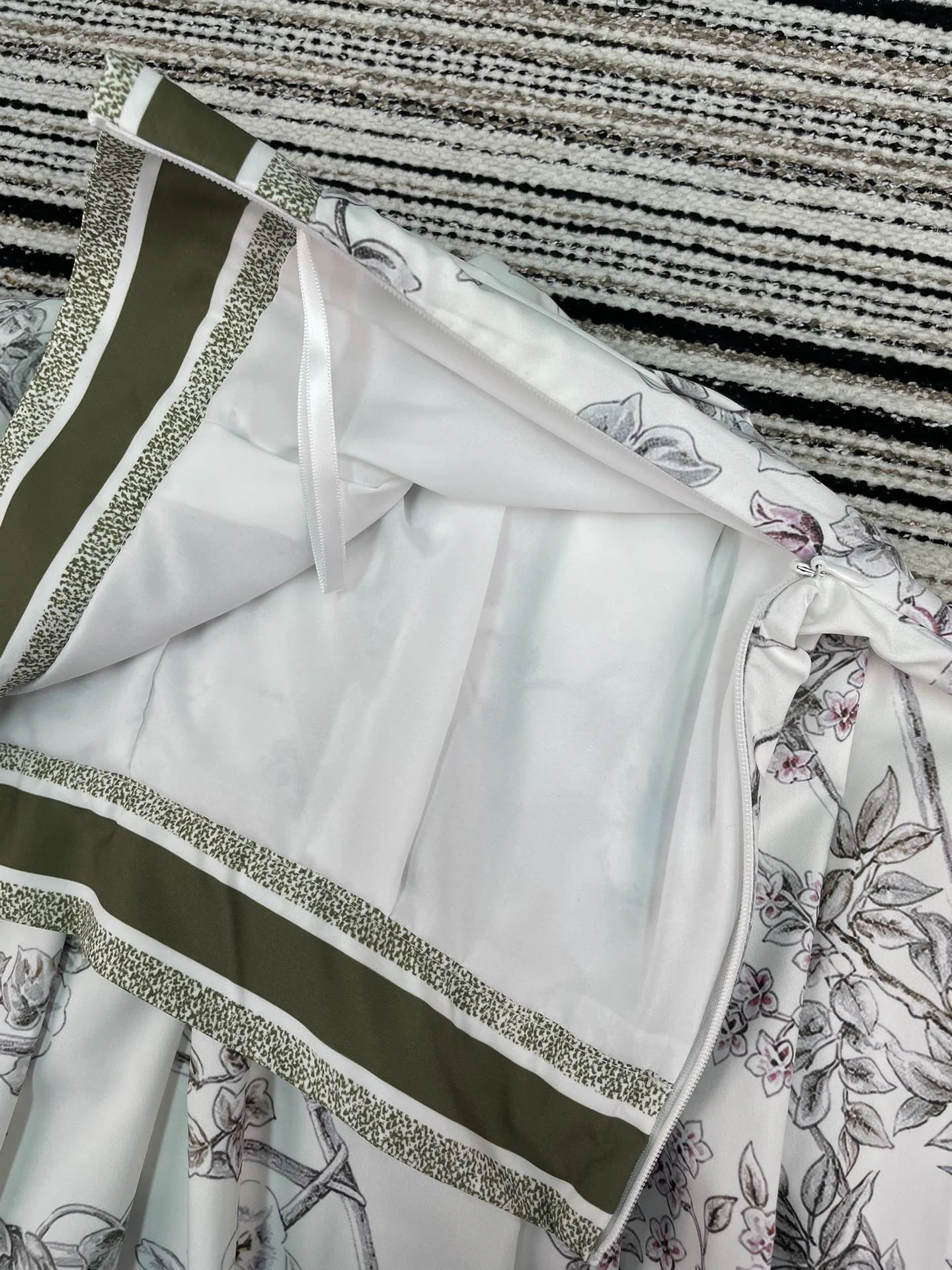 Юбки Женские Christian Dior 11181537