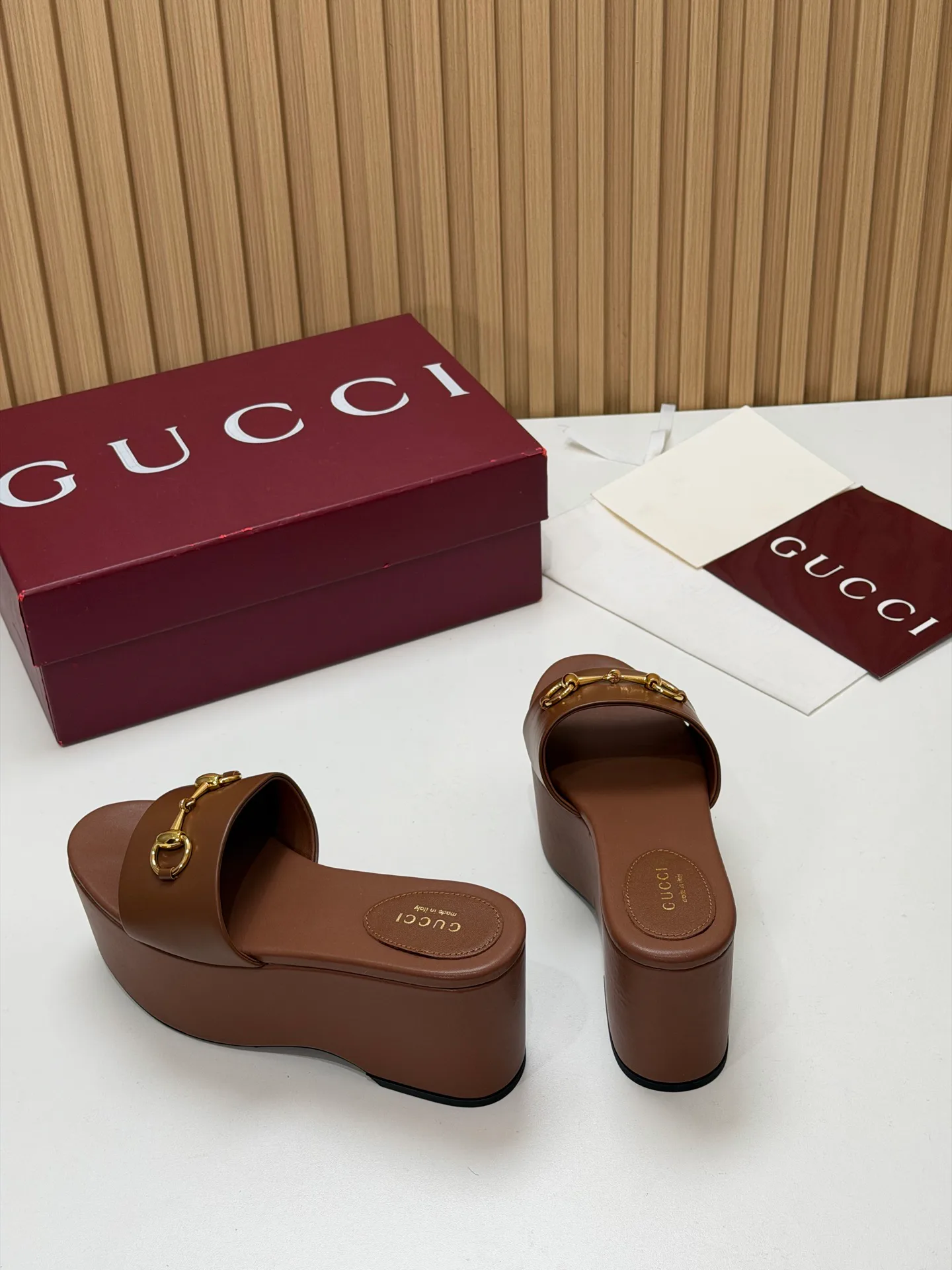 Босоножки Женские Gucci 17631679