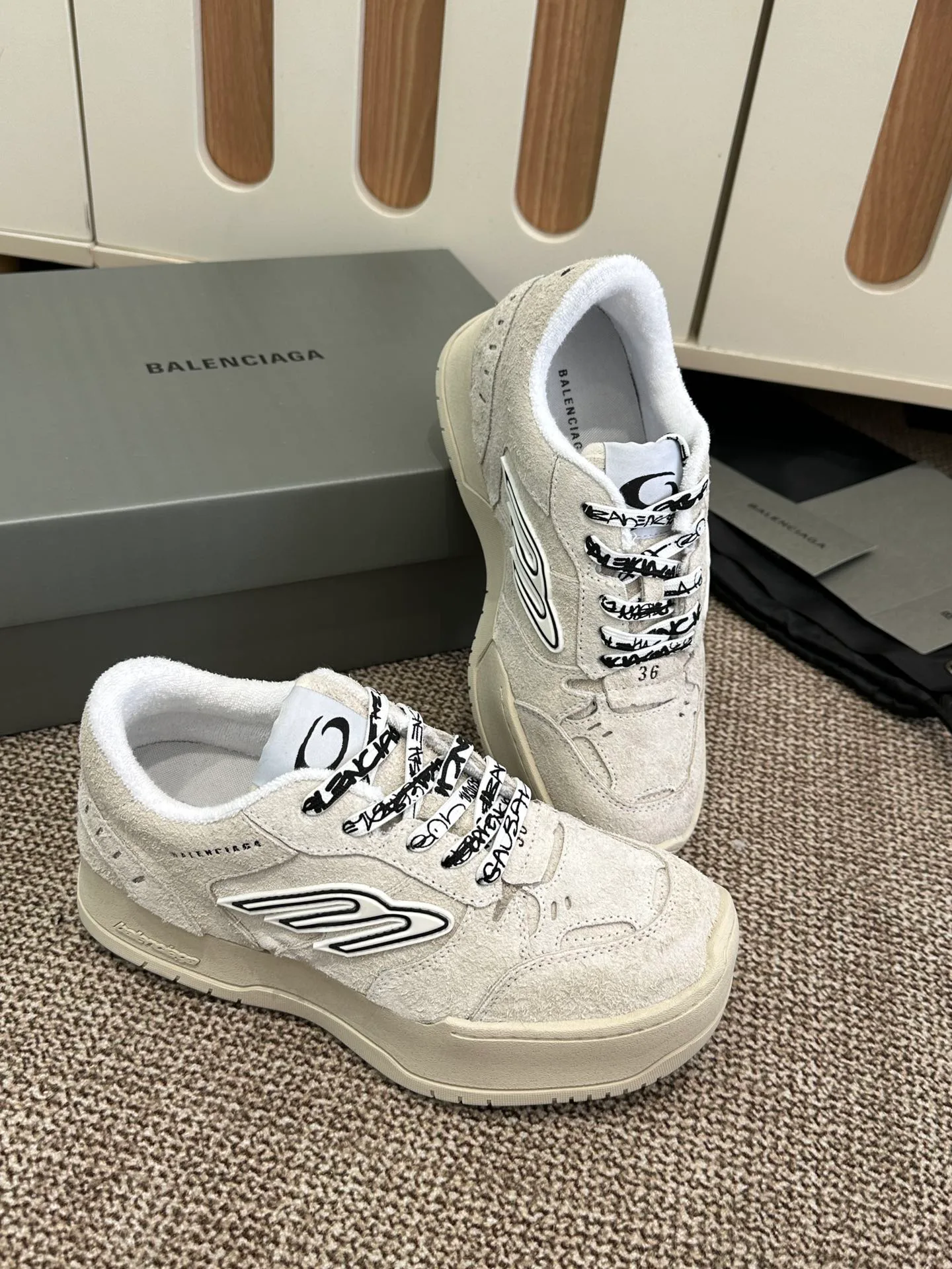 Кроссовки Женские Balenciaga 11051751