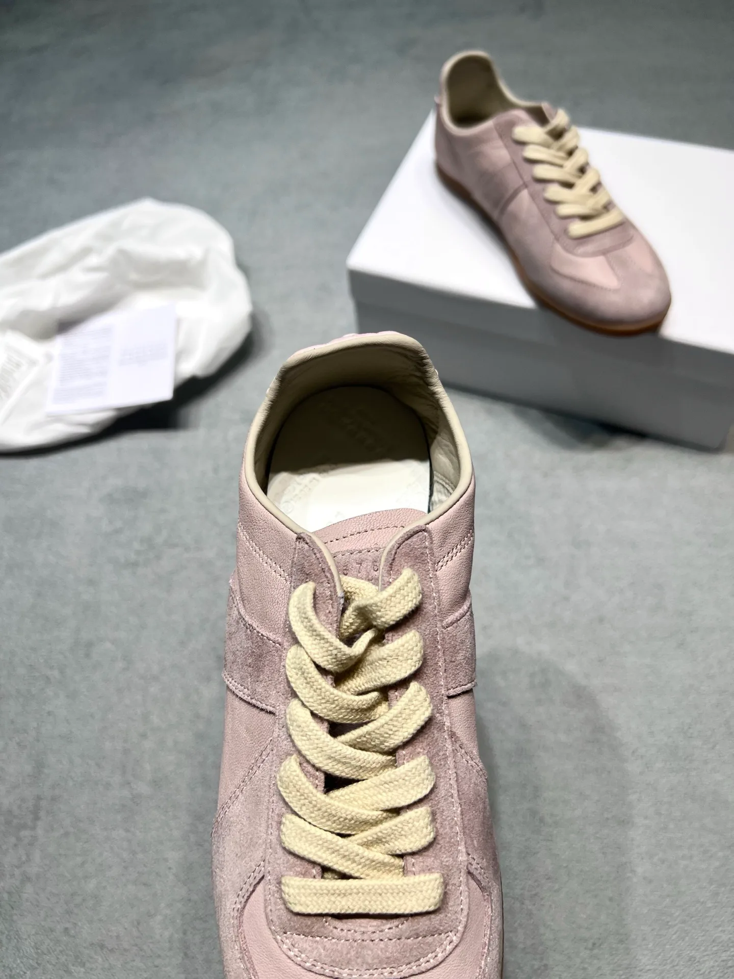 Кроссовки Женские Maison Margiela 18366872