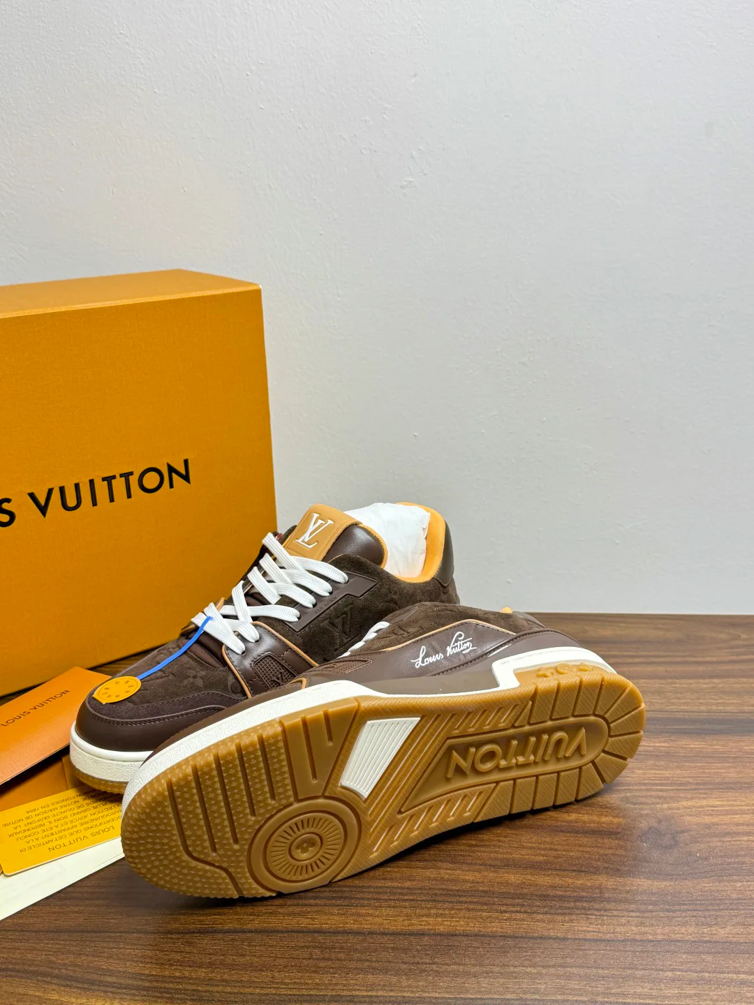Кроссовки Мужские Louis Vuitton 19036042