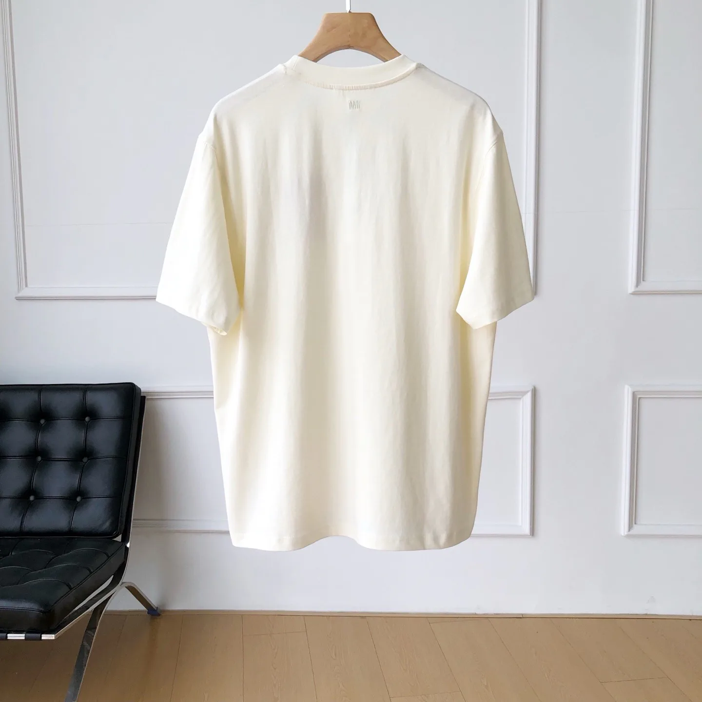 Футболки Женские Ami Paris 11248