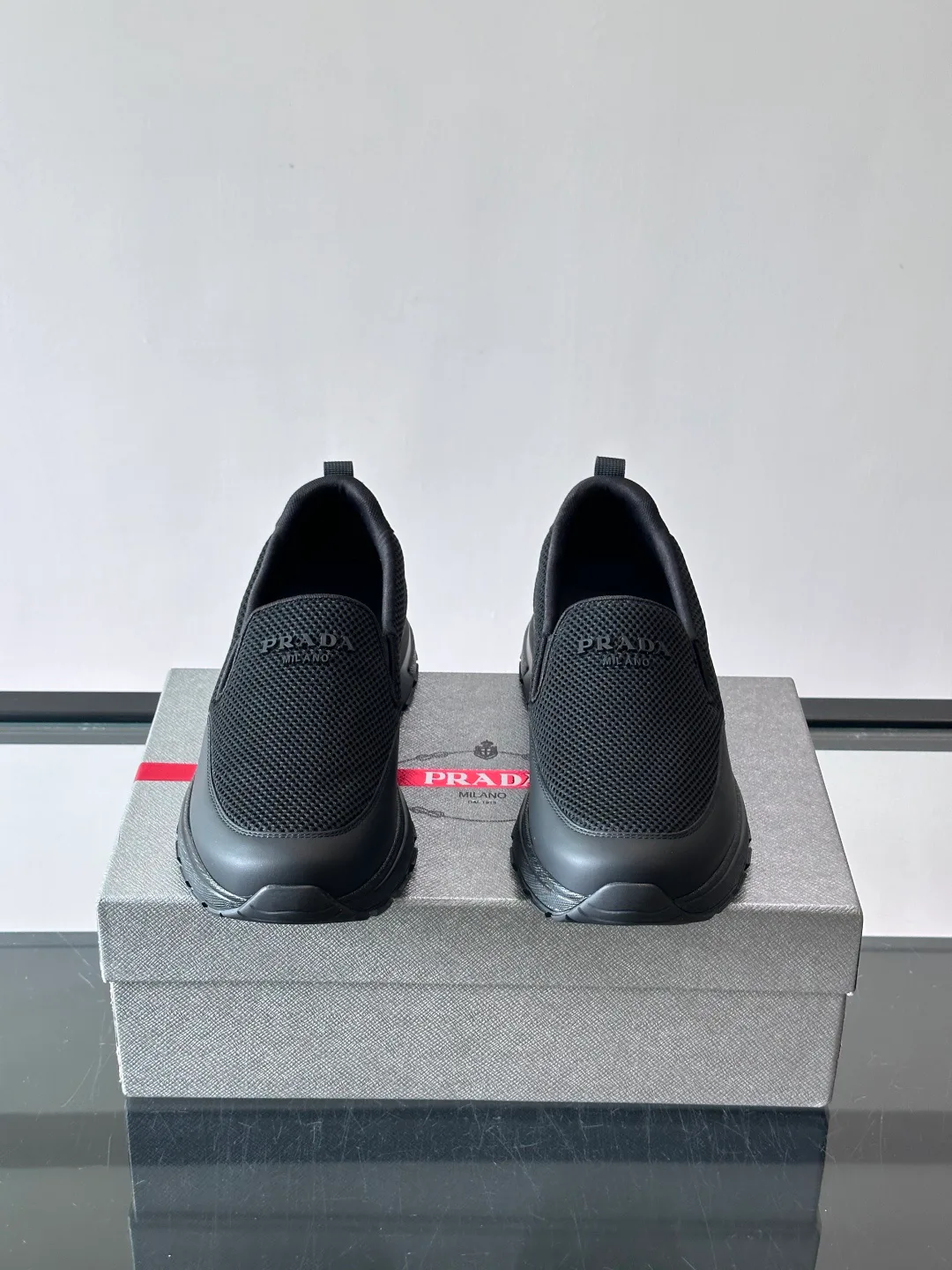 Кроссовки Мужские Prada 17349527