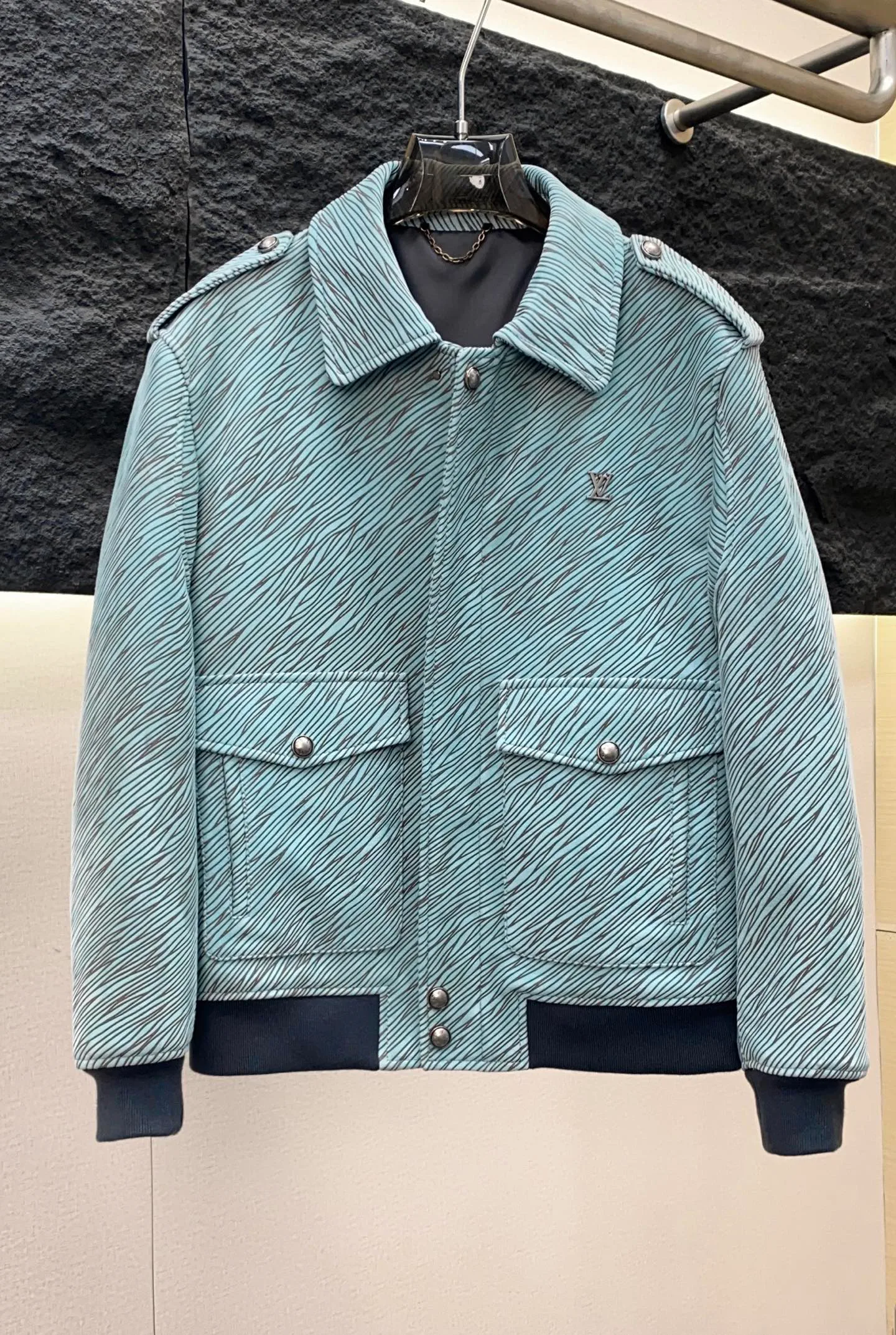 Куртки И Пуховики Мужские Louis Vuitton 1309611