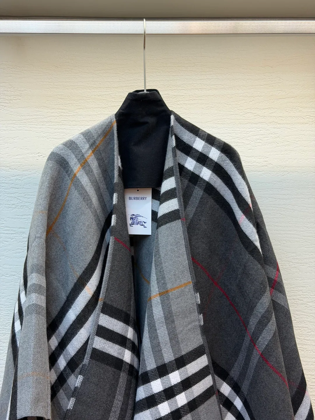 Пальто Женские Burberry 19038461