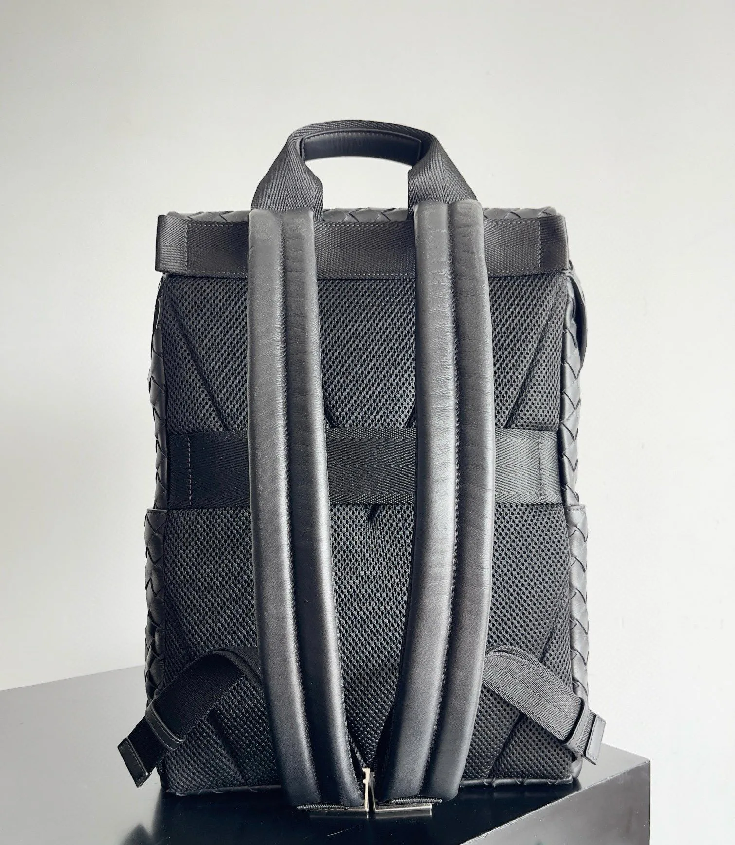 Рюкзаки Мужские Bottega Veneta 18368252