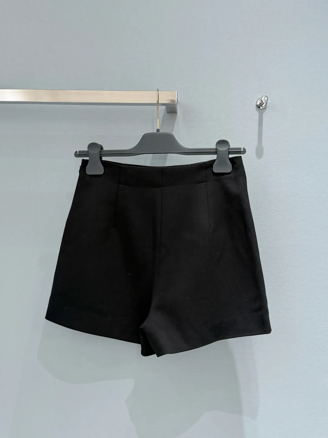 Шорты Женские Christian Dior 12319535