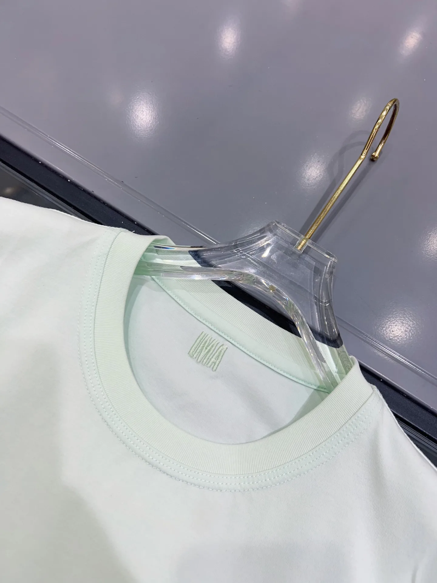 Футболки Женские Ami Paris 13569673