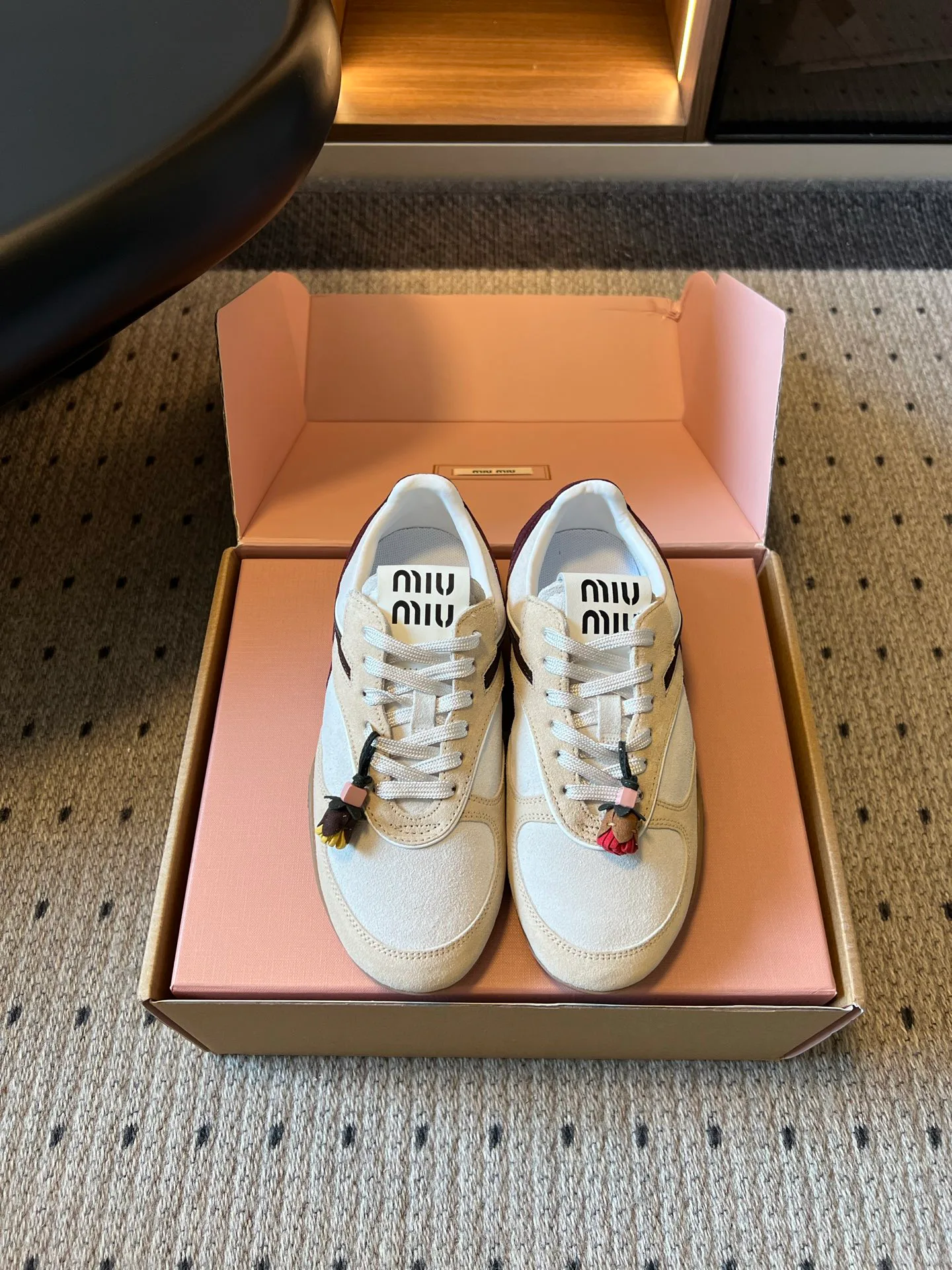 Кроссовки Женские Miu Miu 18355090