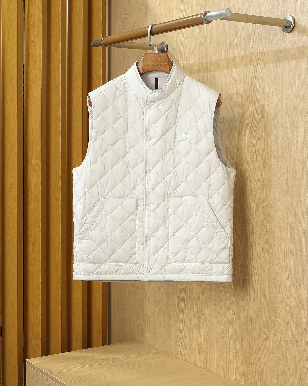 Жилеты Женские Moncler 18188870